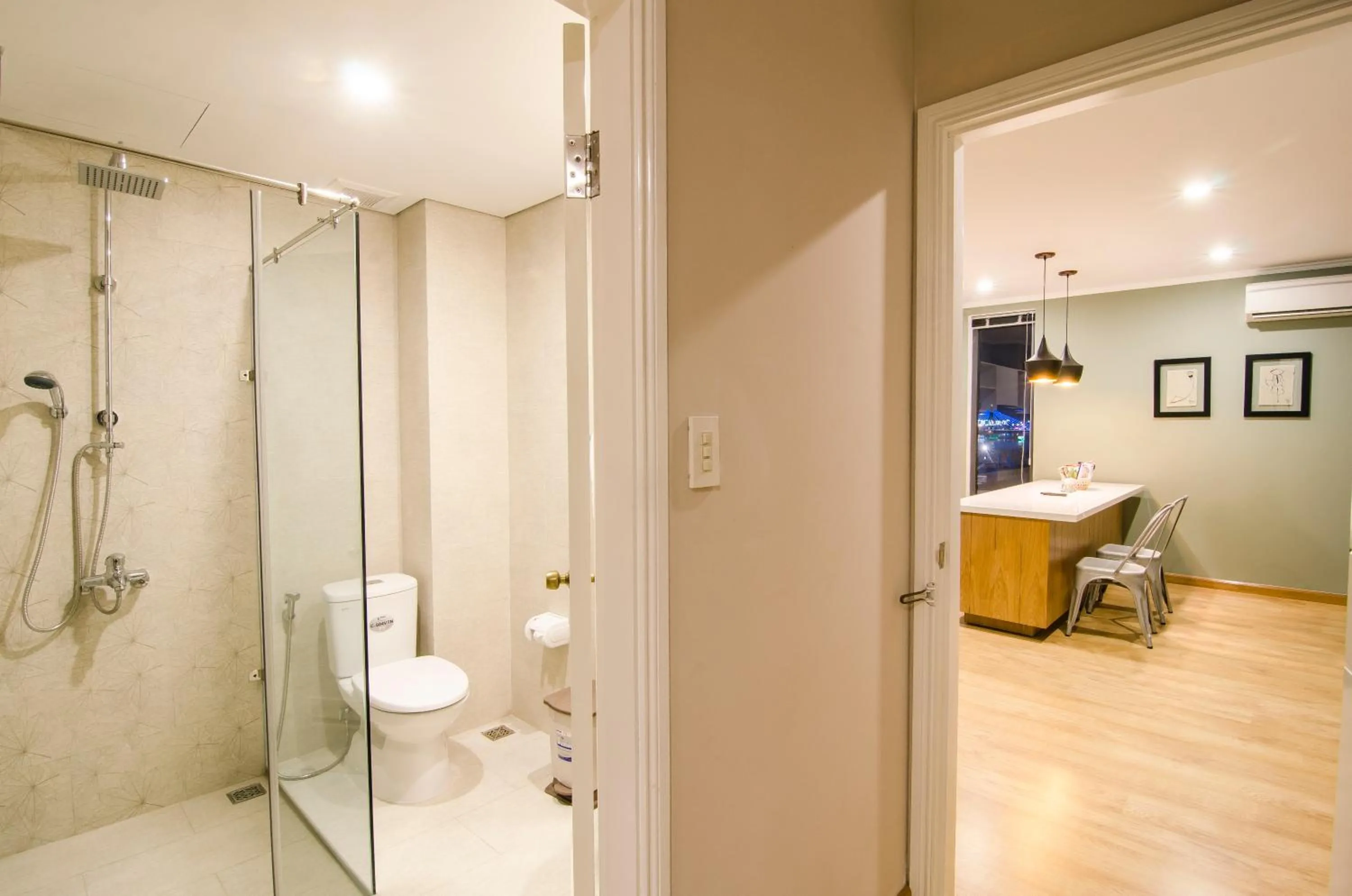 Bathroom in KaKa Hotel Han River