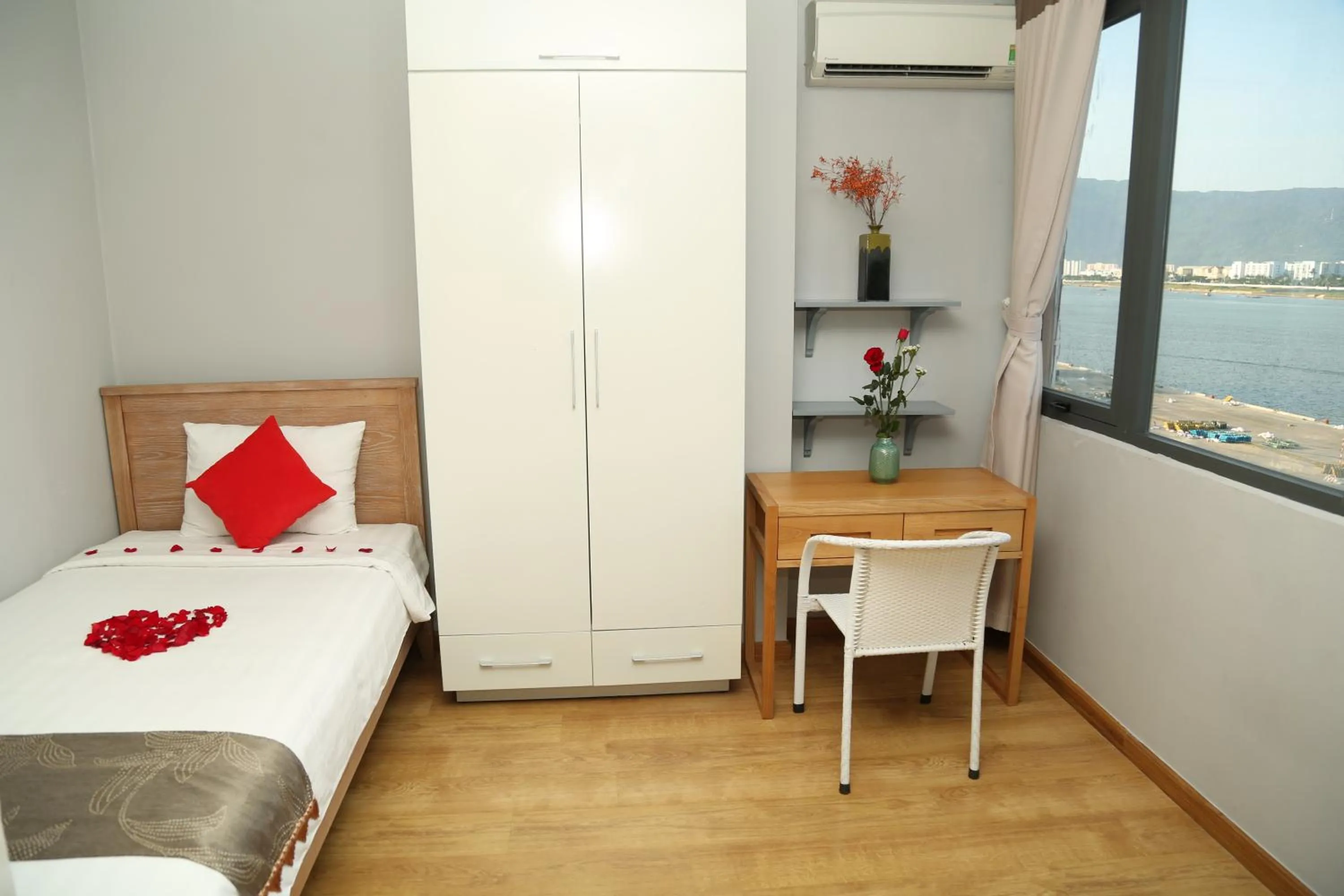 Bedroom in KaKa Hotel Han River