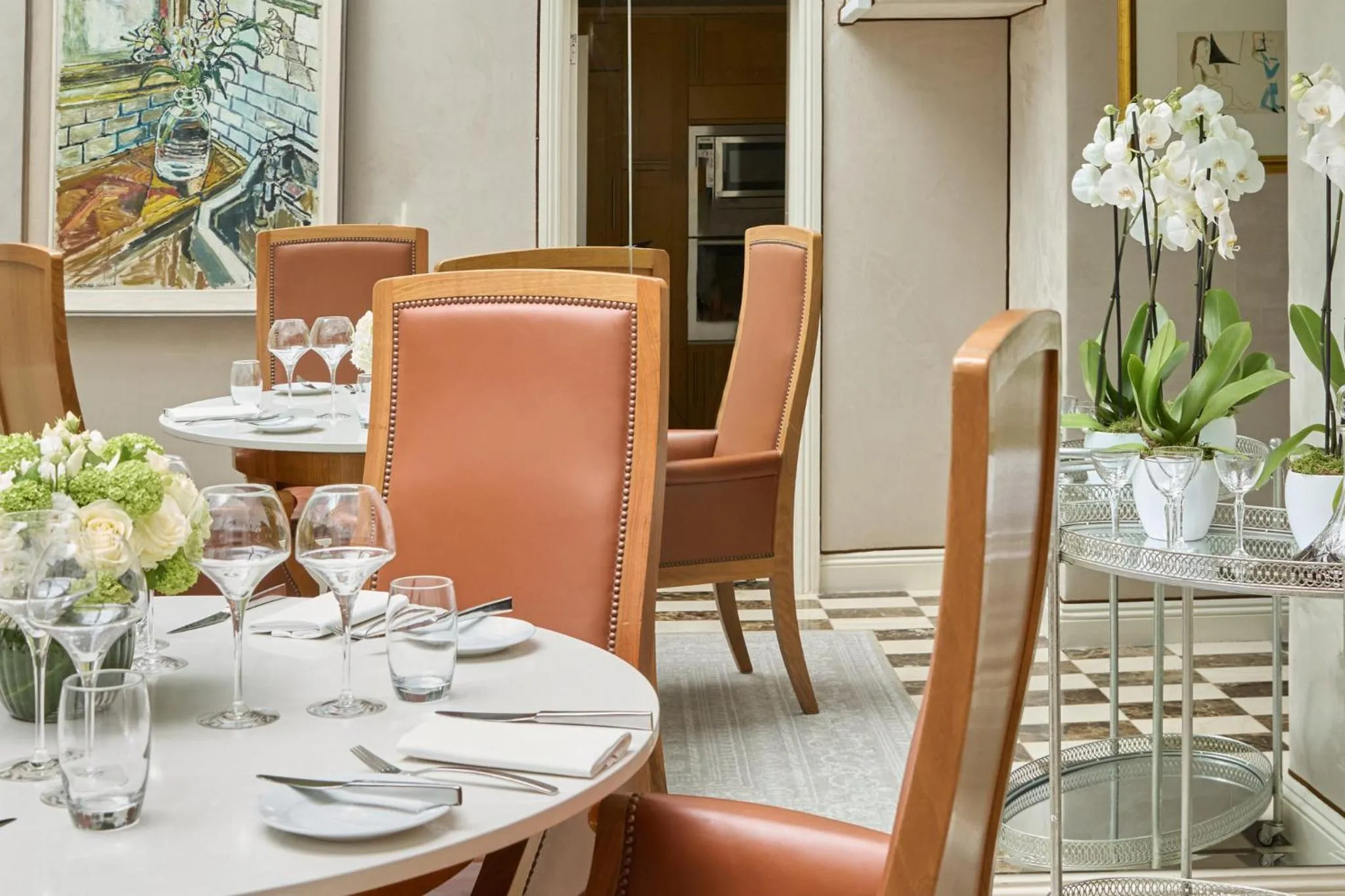 Photo of the whole room in The Montague On The Gardens