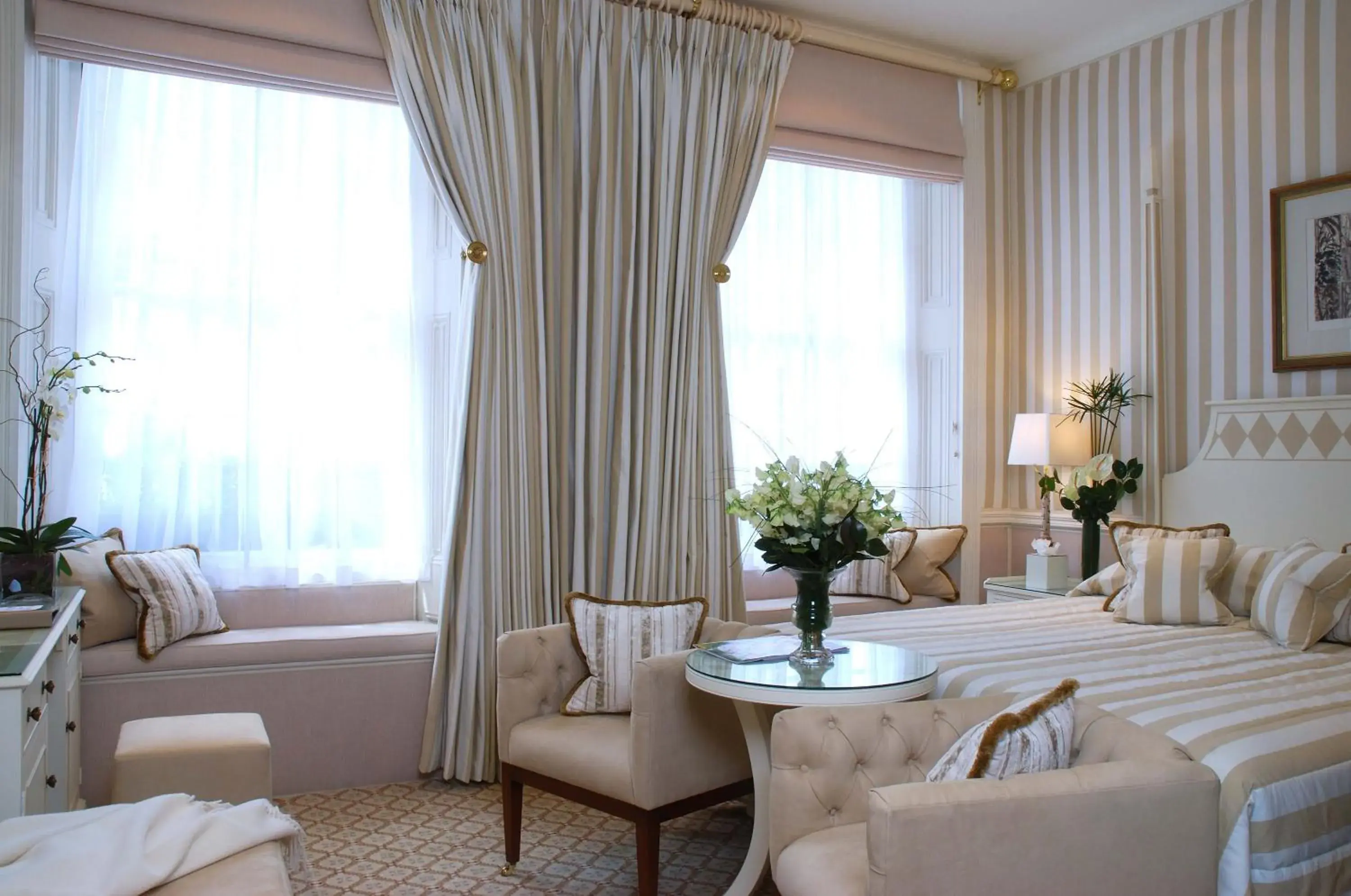 Triple Room in The Montague On The Gardens Triple Room in The Montague On The Gardens