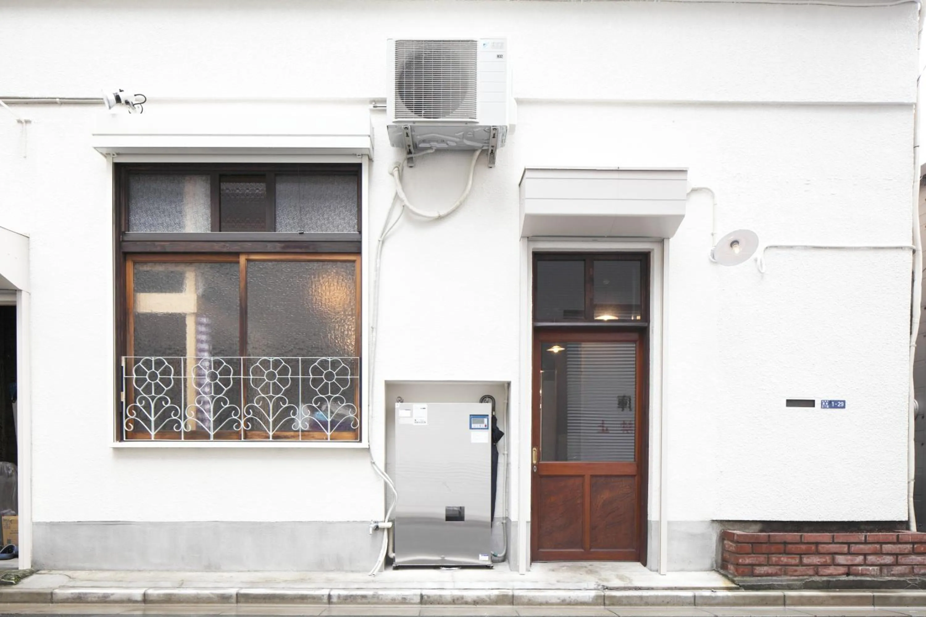 Facade/entrance in Tokyo Hikari Guesthouse