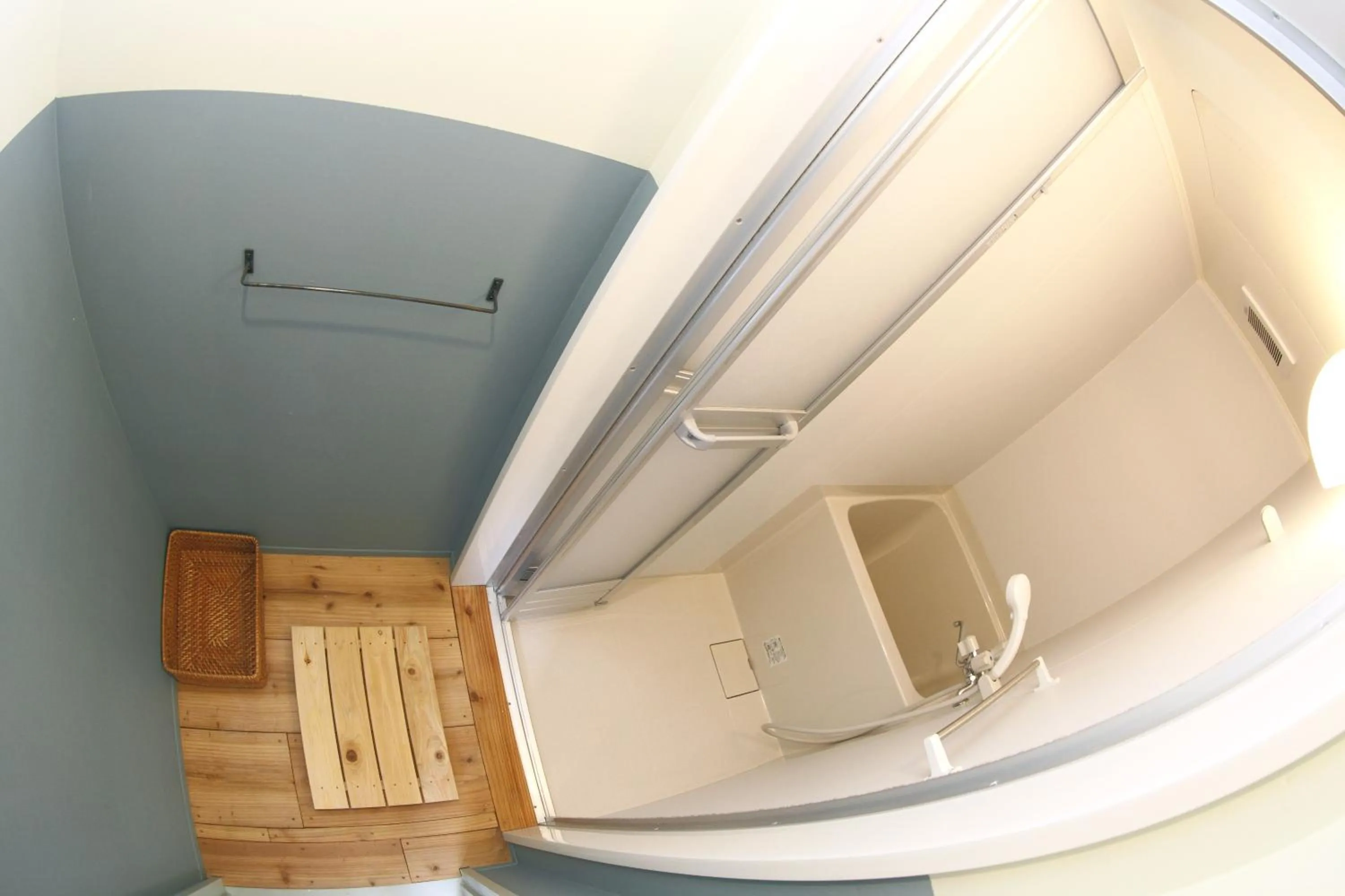 Shower in Tokyo Hikari Guesthouse