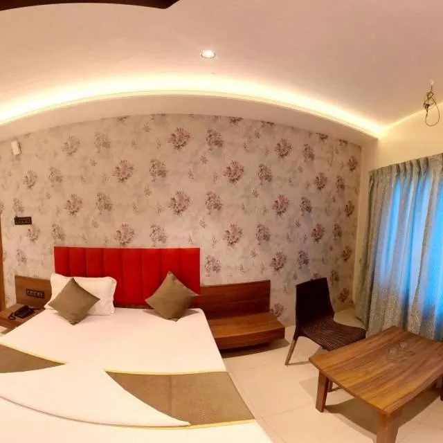 Bed in Hotel India Gate Narhe, Pune