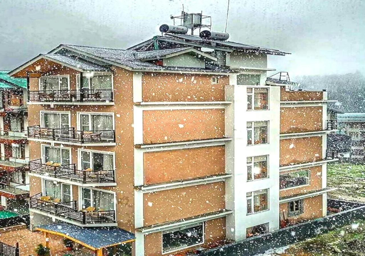 Property building in Simsa Heights Manali