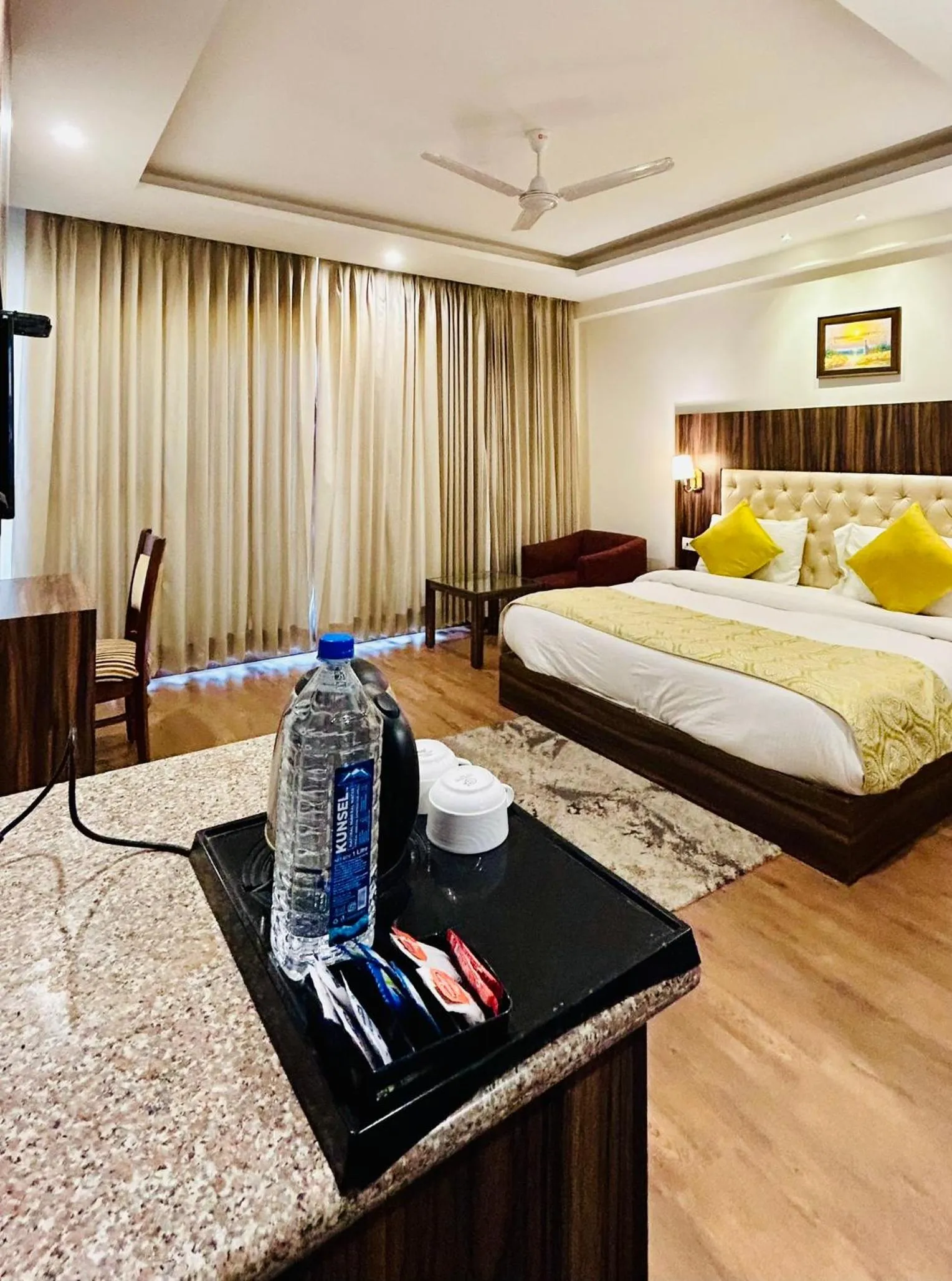 Bed in Simsa Heights Manali