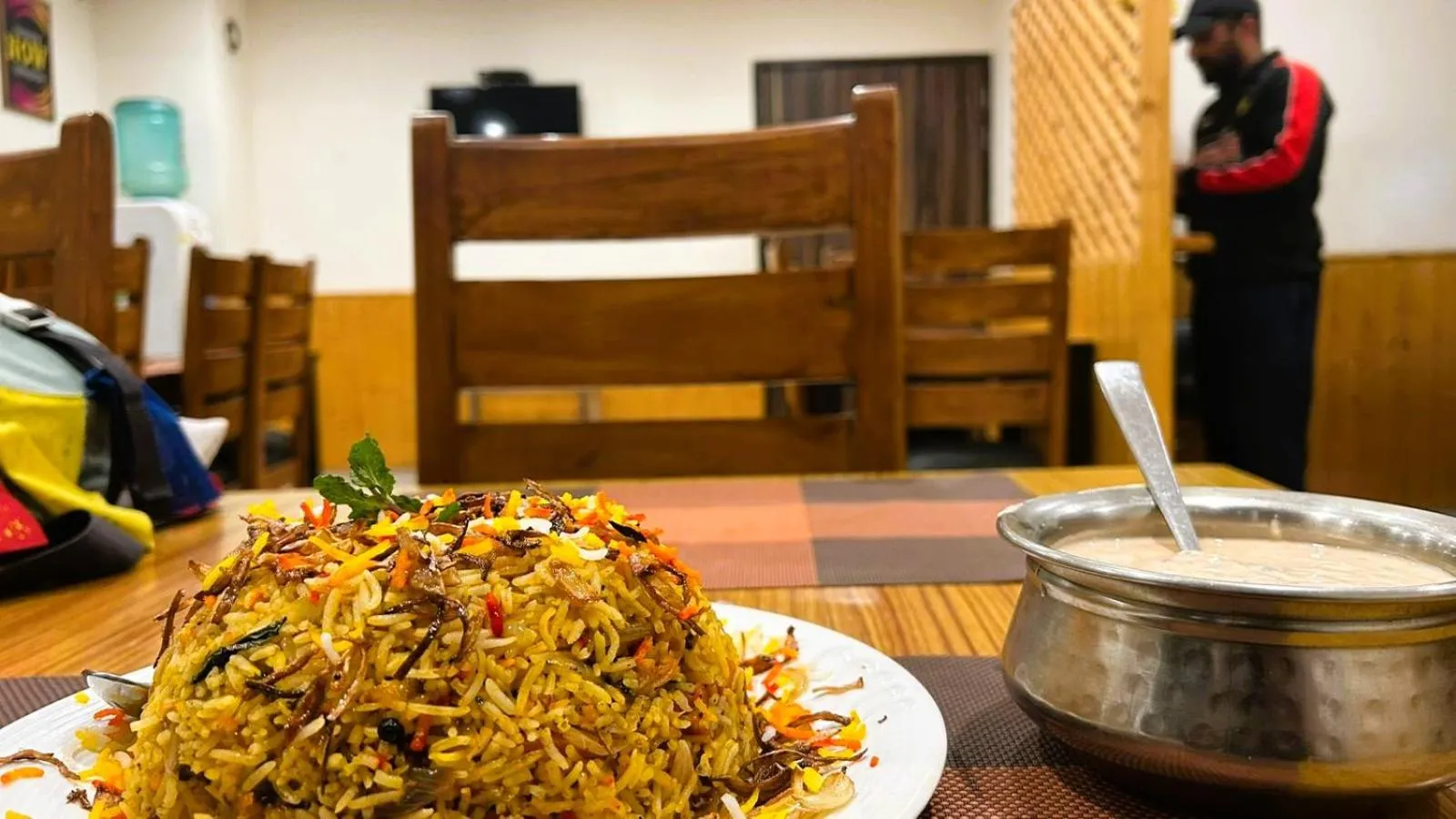 Restaurant/places to eat in Simsa Heights Manali