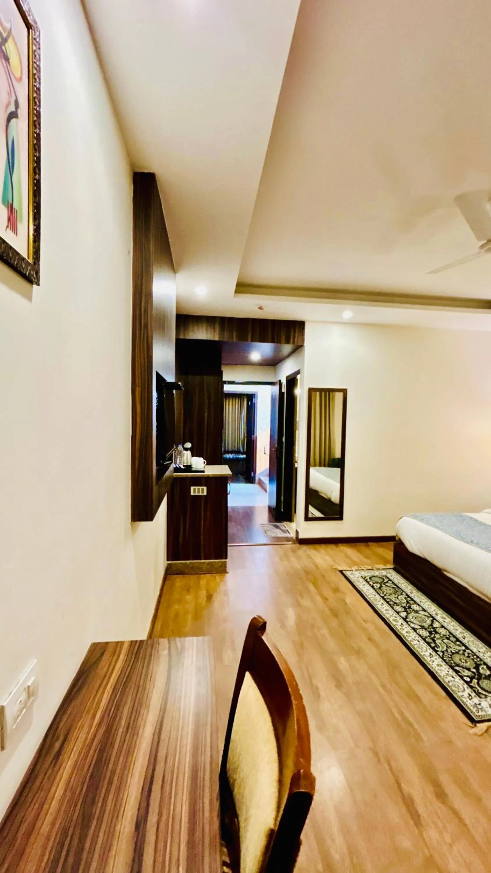 Bed in Simsa Heights Manali