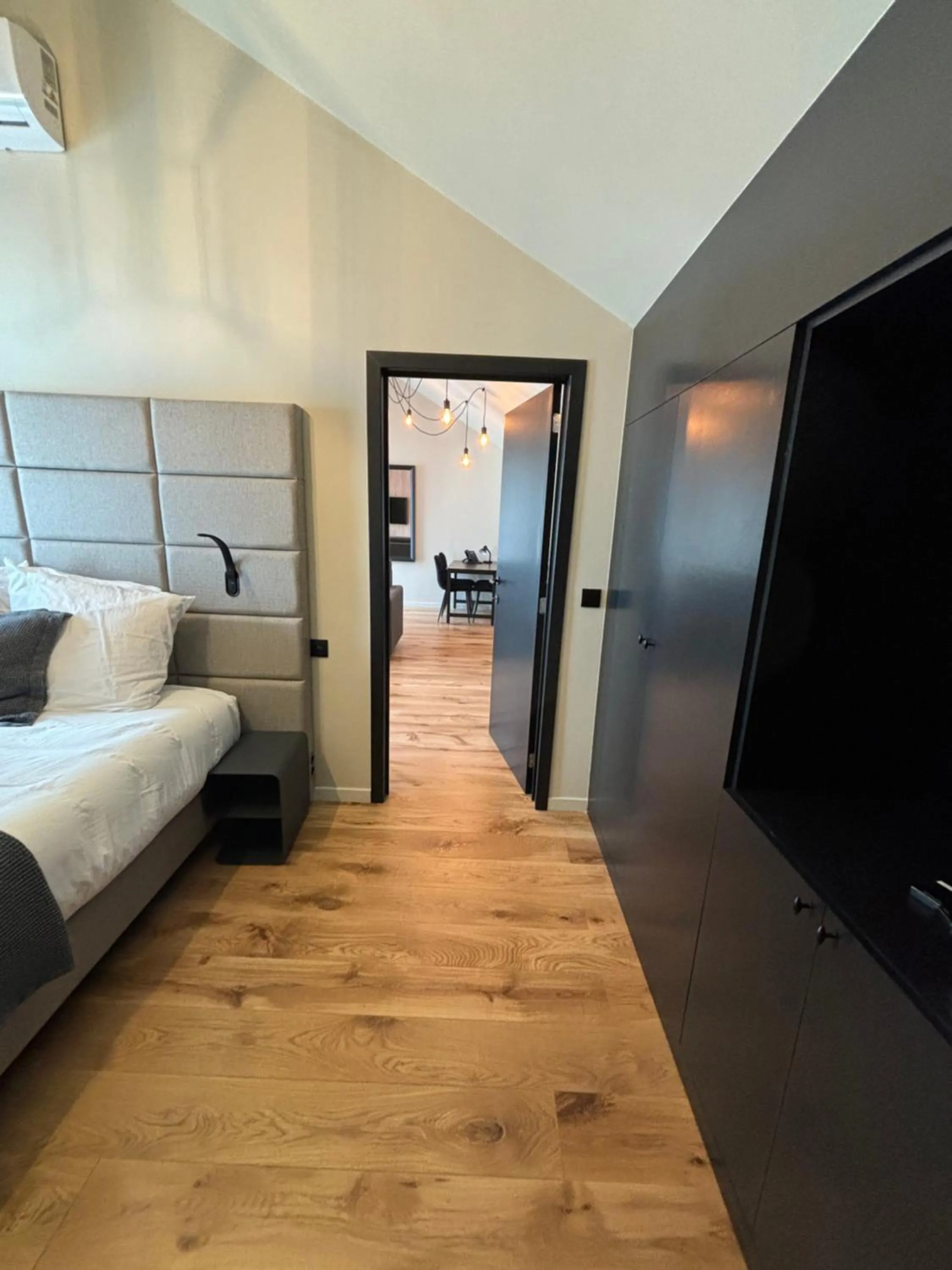 Bedroom, Bed in Hotel Mezza Notte