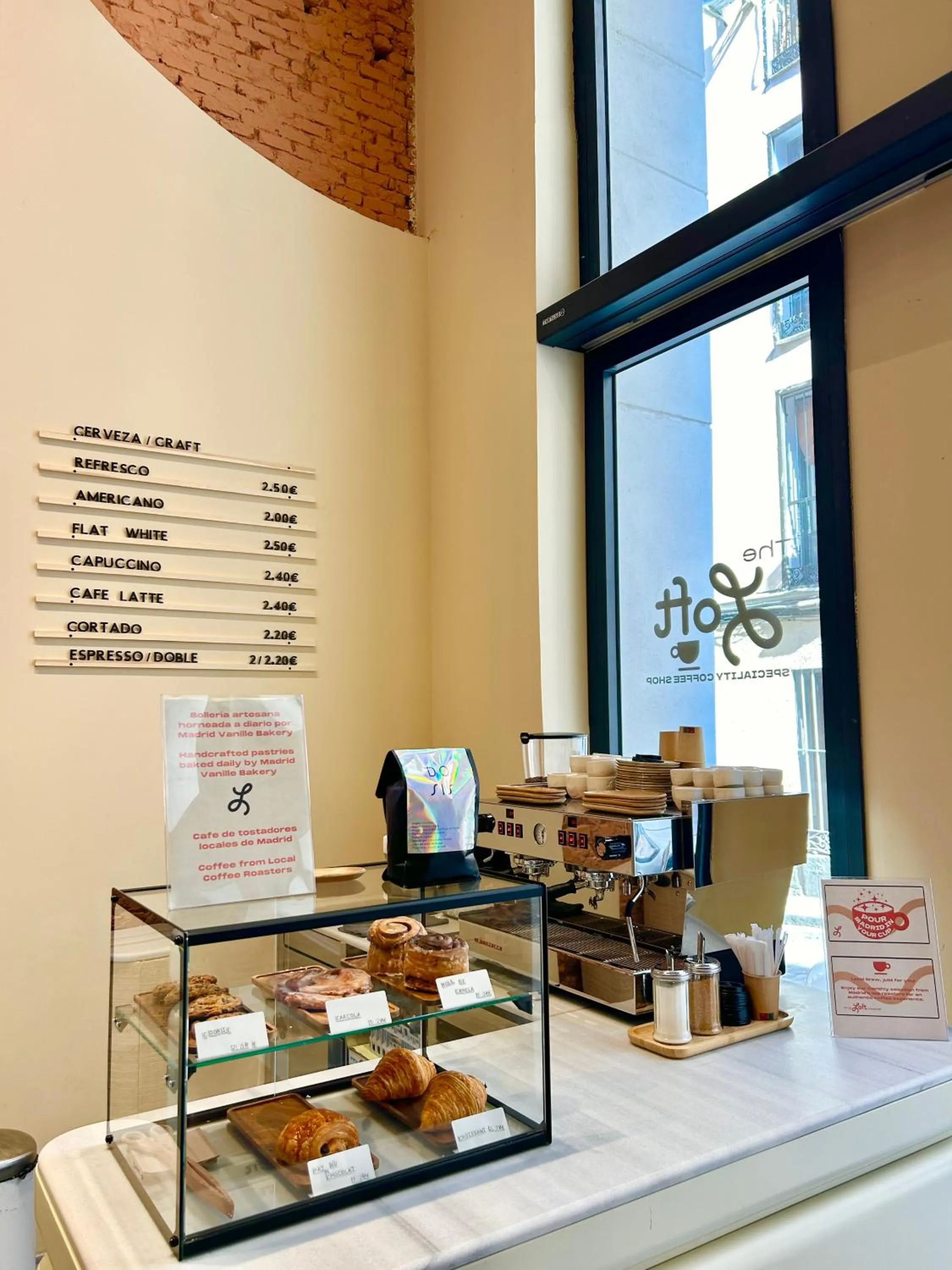 Restaurant/places to eat in The Loft House Madrid