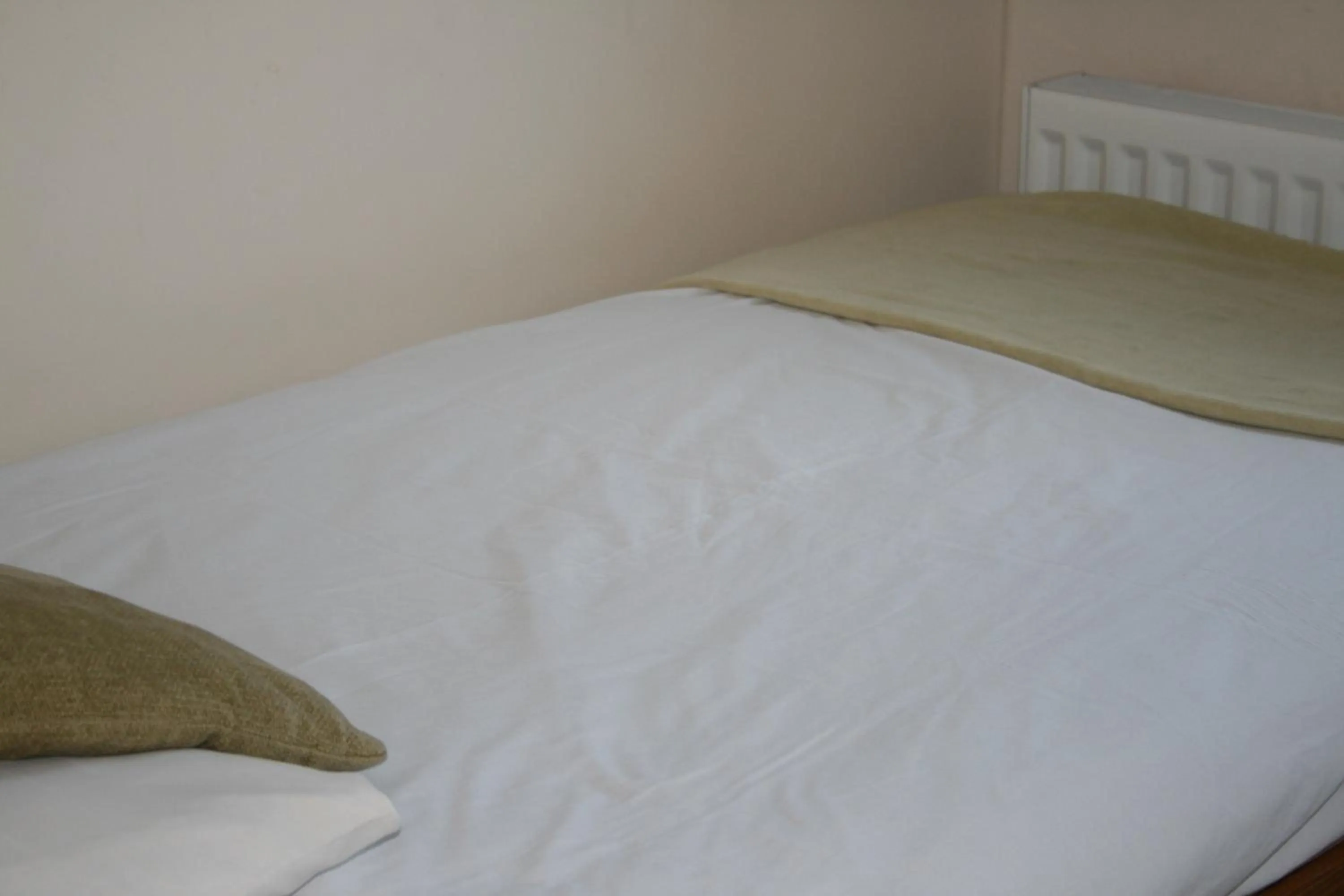 Nearby landmark, Bed in BCC Loch Ness Hostel