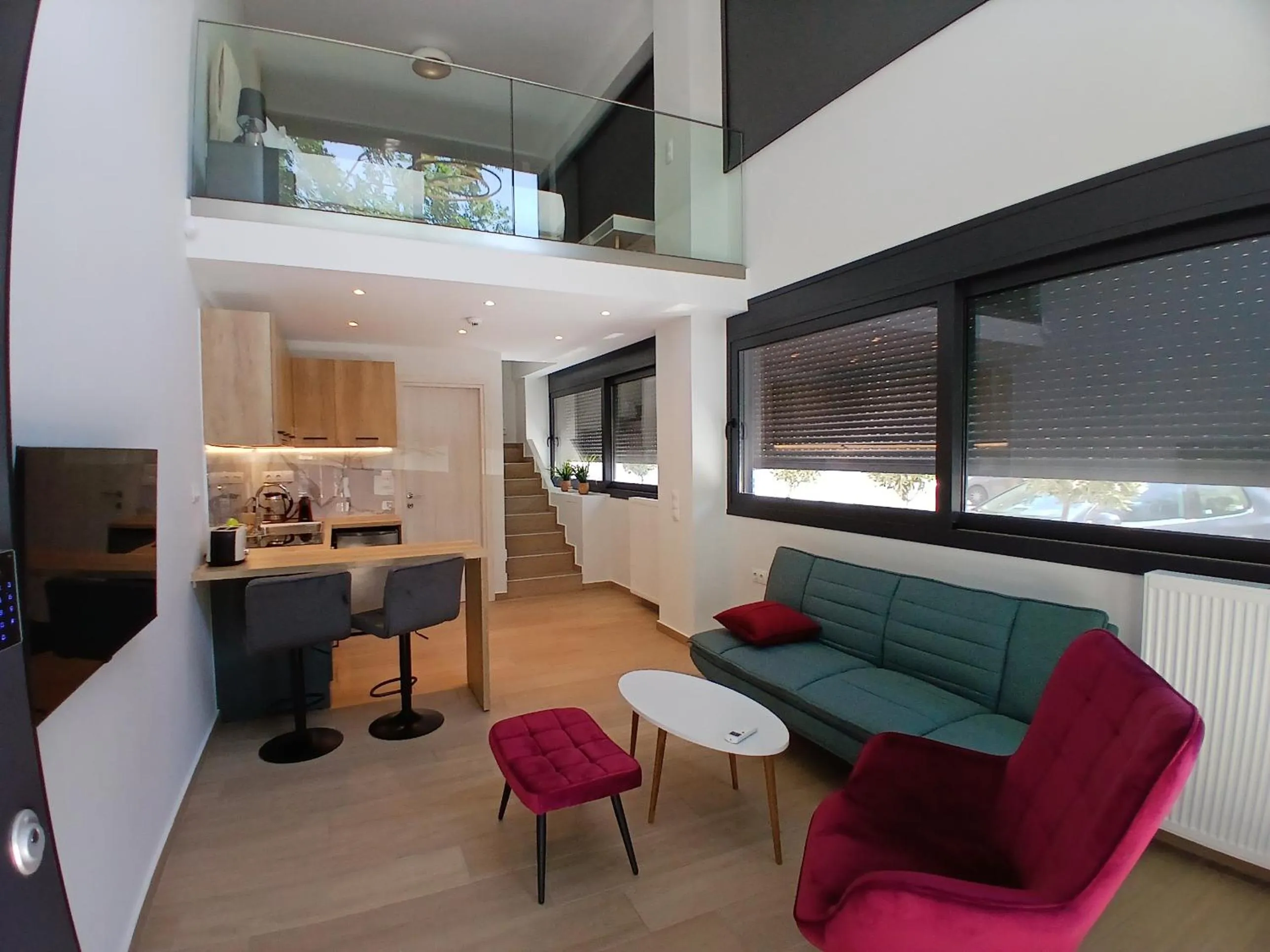 10 Apartments & Suites Athens