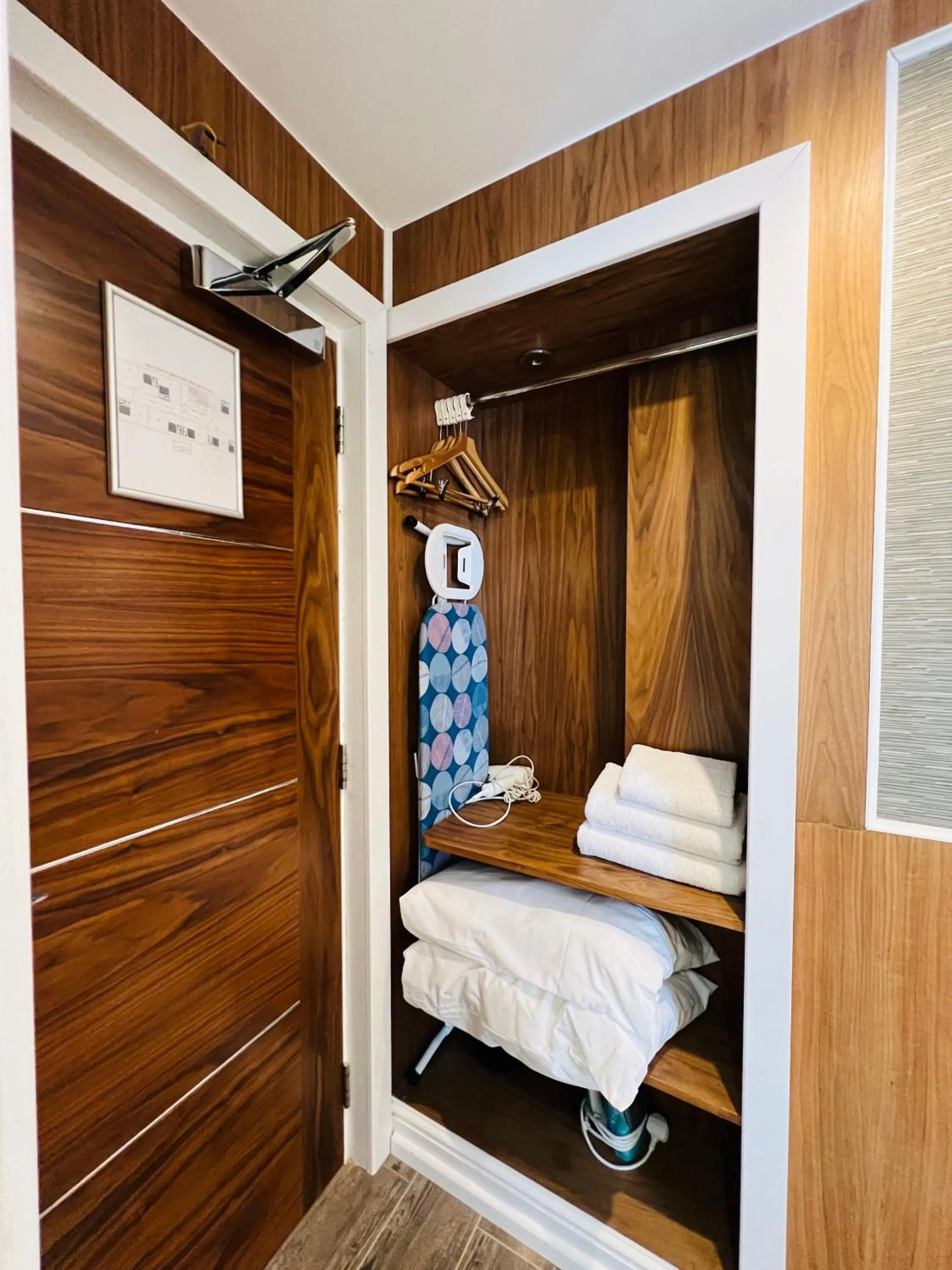 Bed in Cheshire Hotel Central London