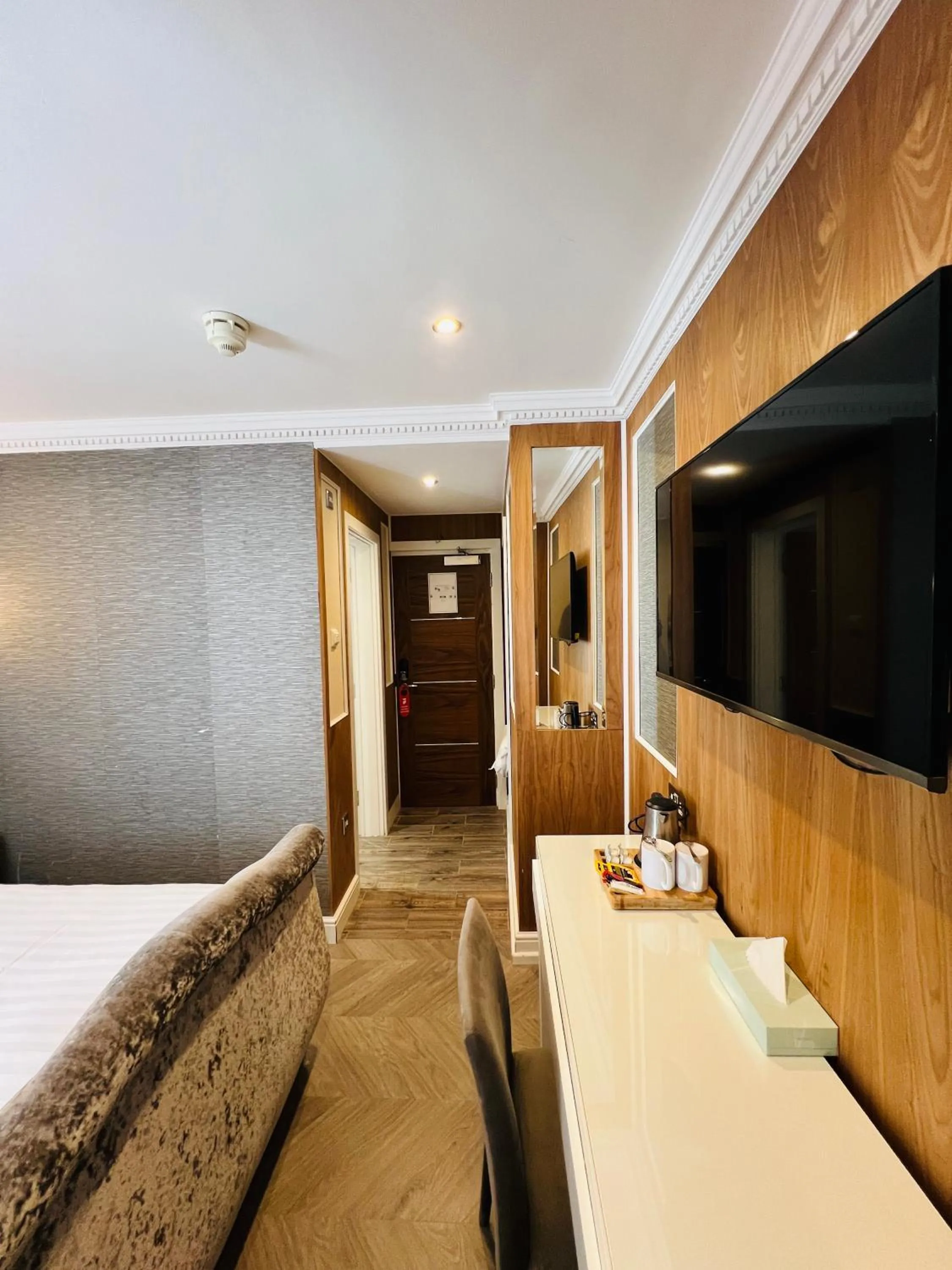 Bed in Cheshire Hotel Central London