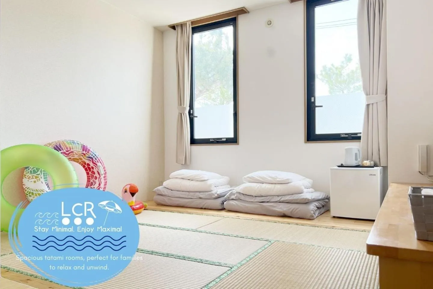 Photo of the whole room, Bed in LOW COST RESORT MANZA BEACH （旧：北海荘）