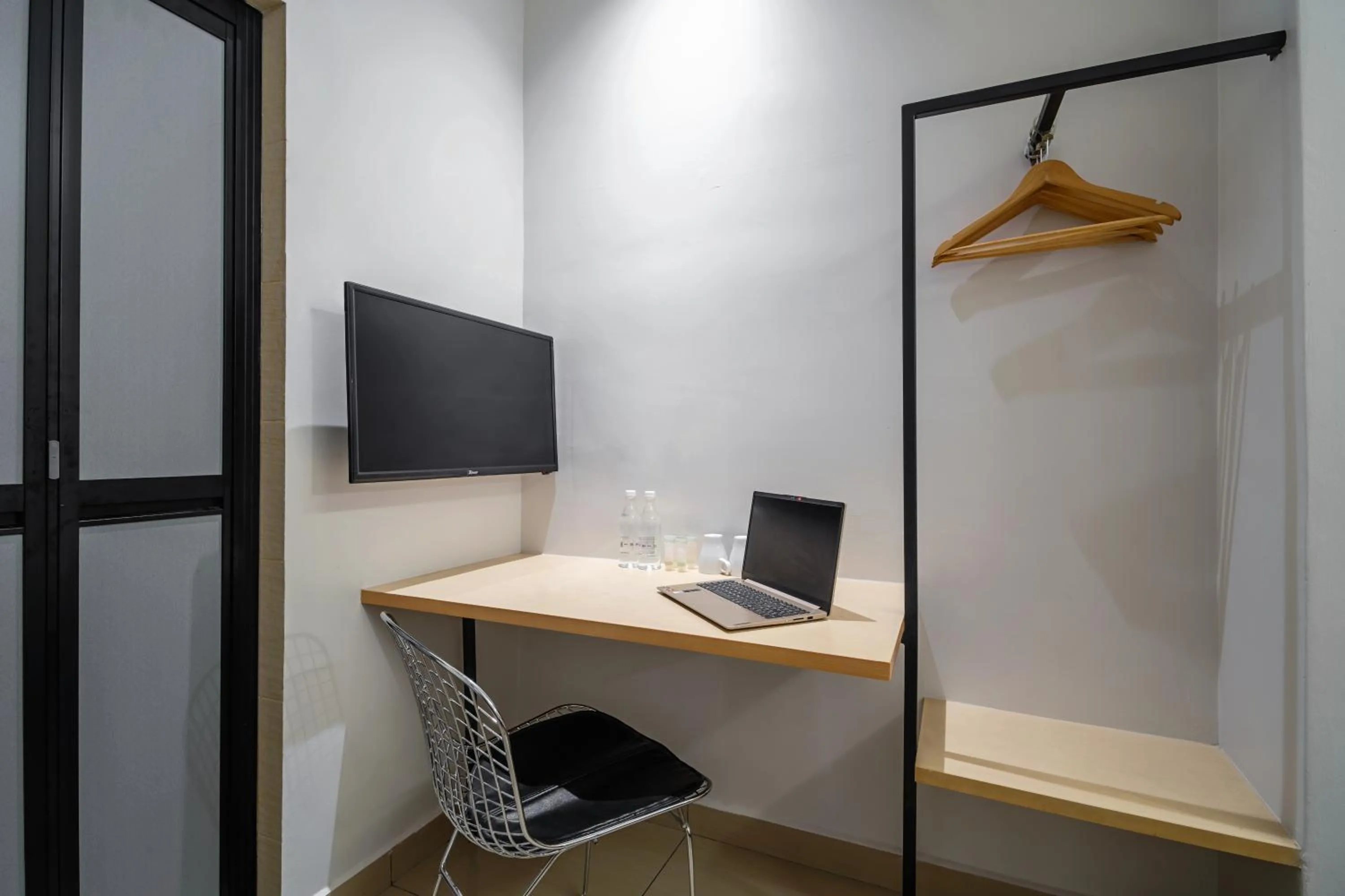 TV and multimedia in HAKO XPRESS TAMPOI