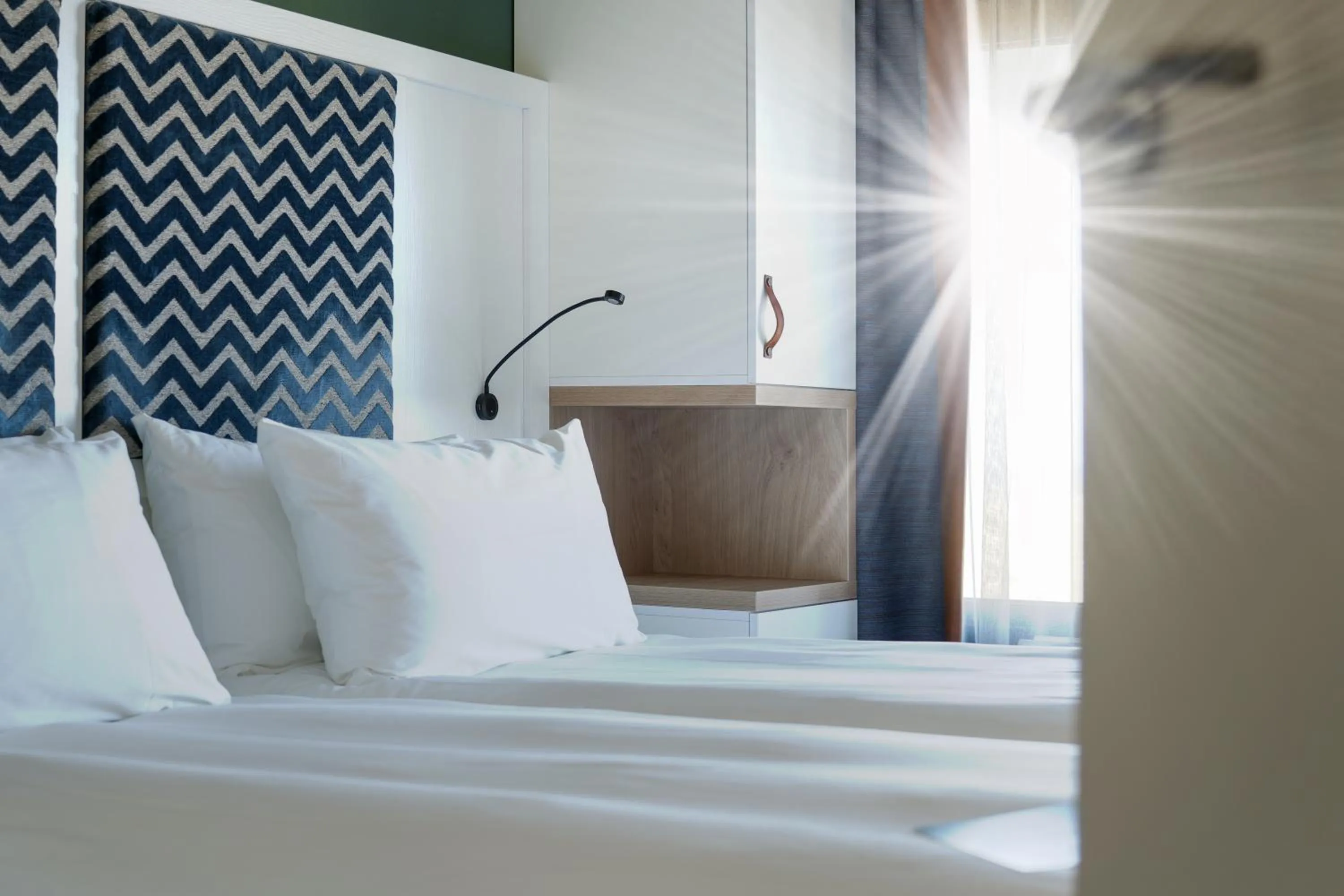 Bed in Paal 8 Hotel aan Zee