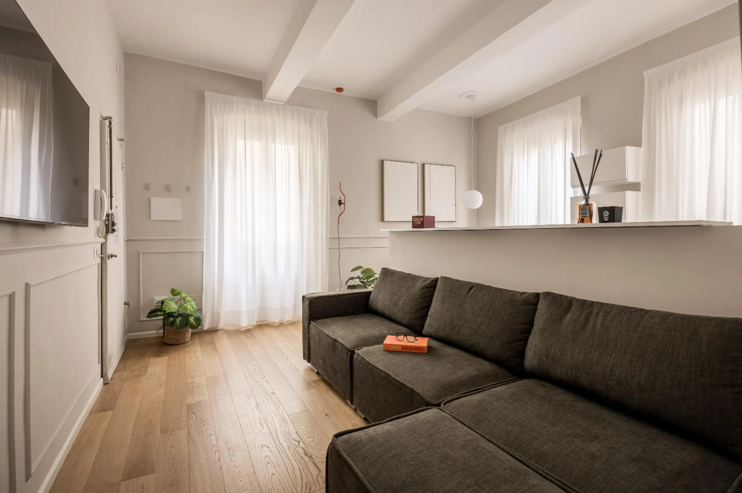 TV and multimedia in Tornabuoni Place by Mmega