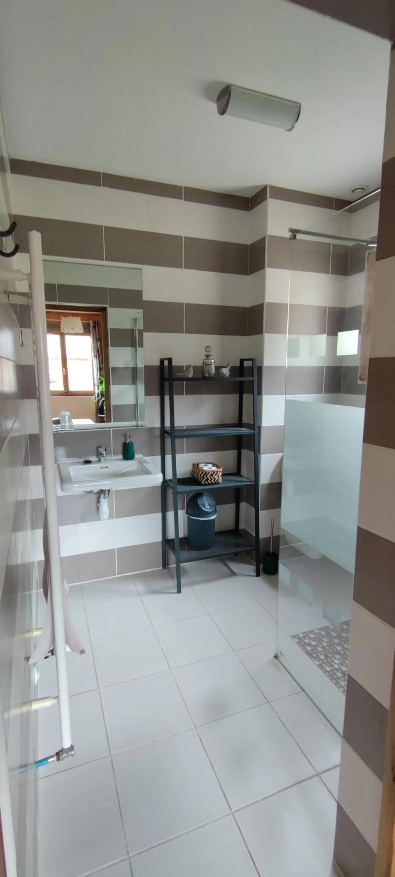 Bathroom, Bed in Maison d'Hôtes Le shorten