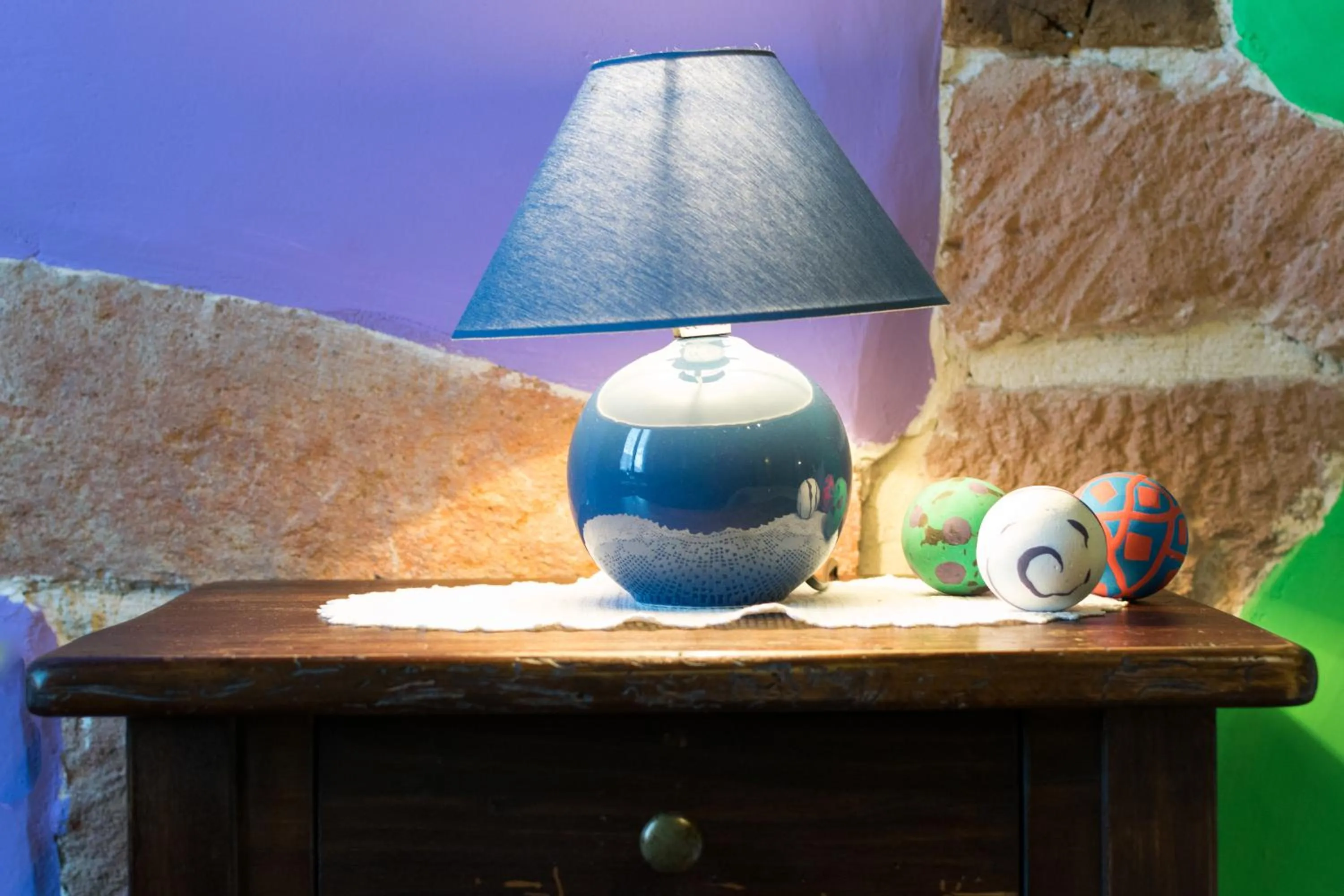 Decorative detail in B&B S'Asilo Sardegna