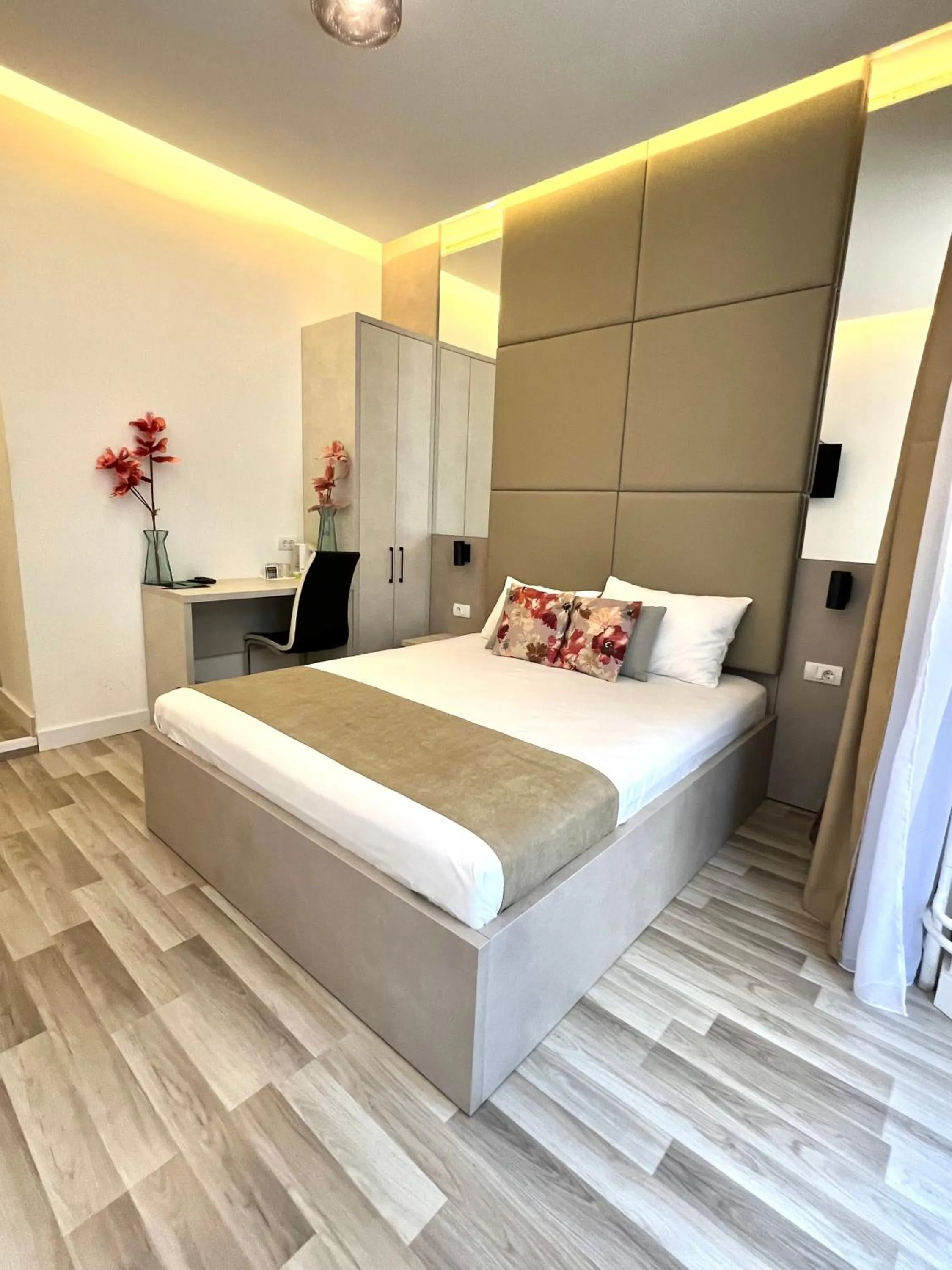 Bedroom, Bed in Centar Forever