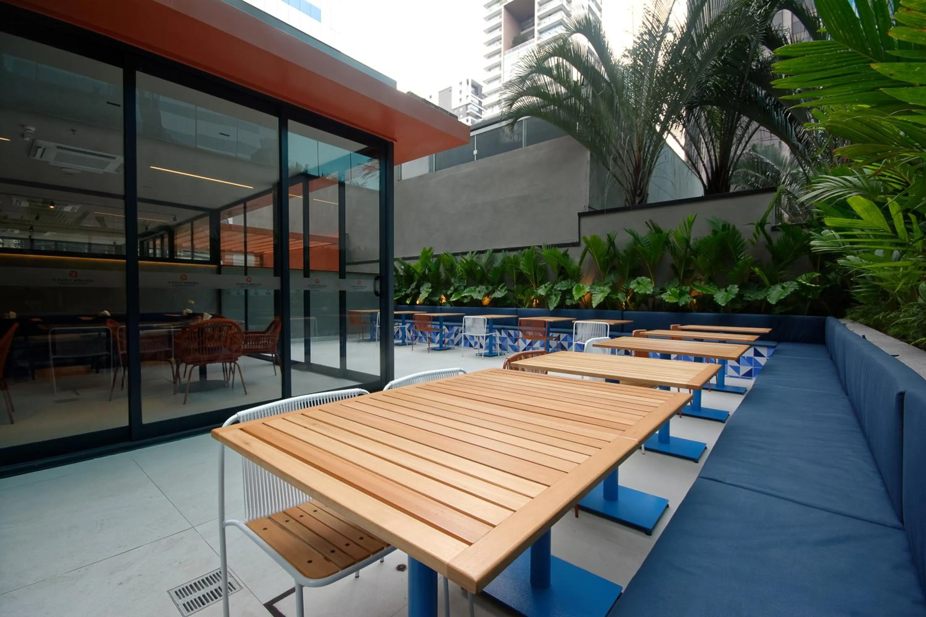 Golden Tower Express Nações Unidas by Fênix Hotéis