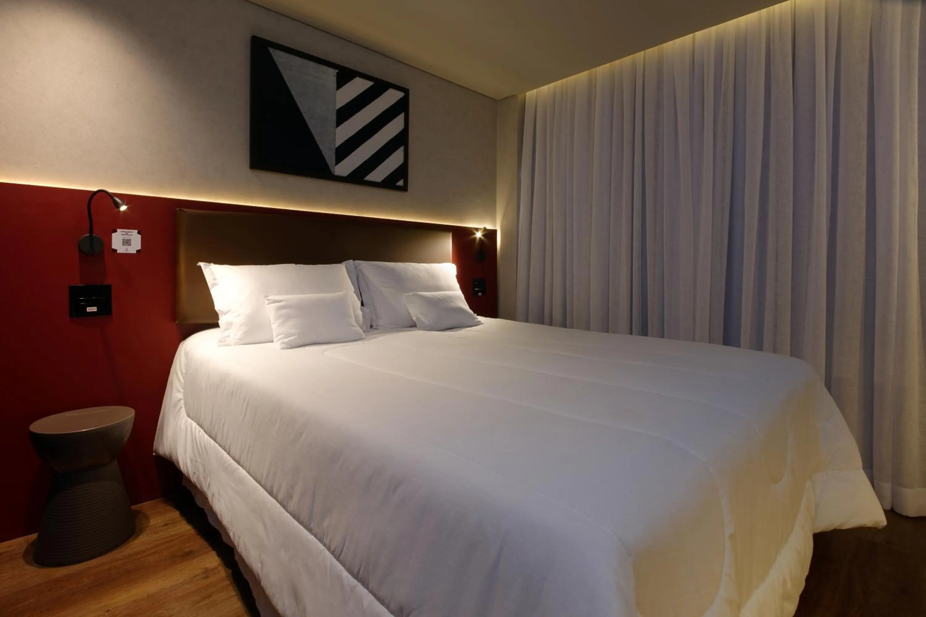 Bed in Golden Tower Express Nações Unidas by Fênix Hotéis