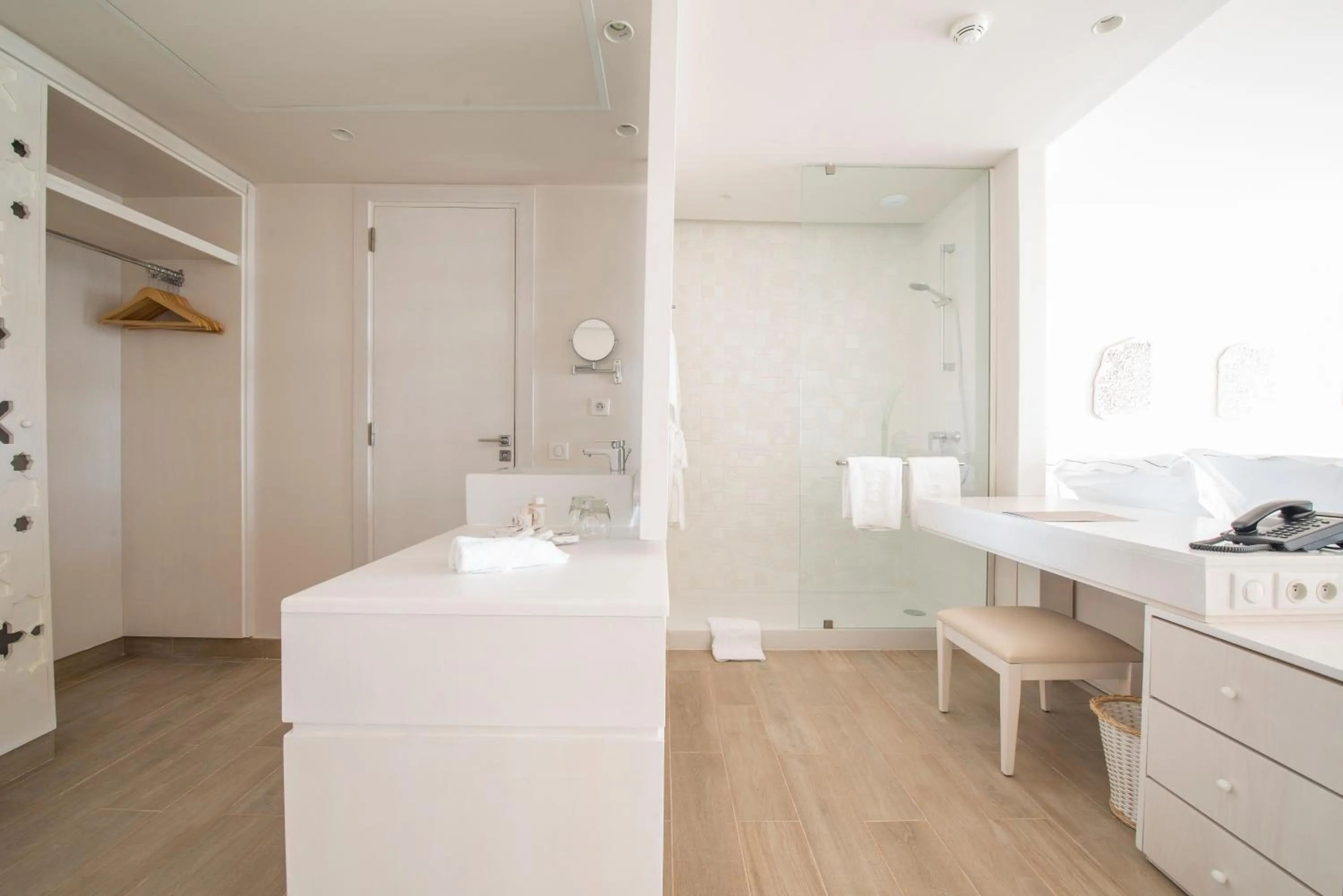 Shower in La Badira - Adult Only