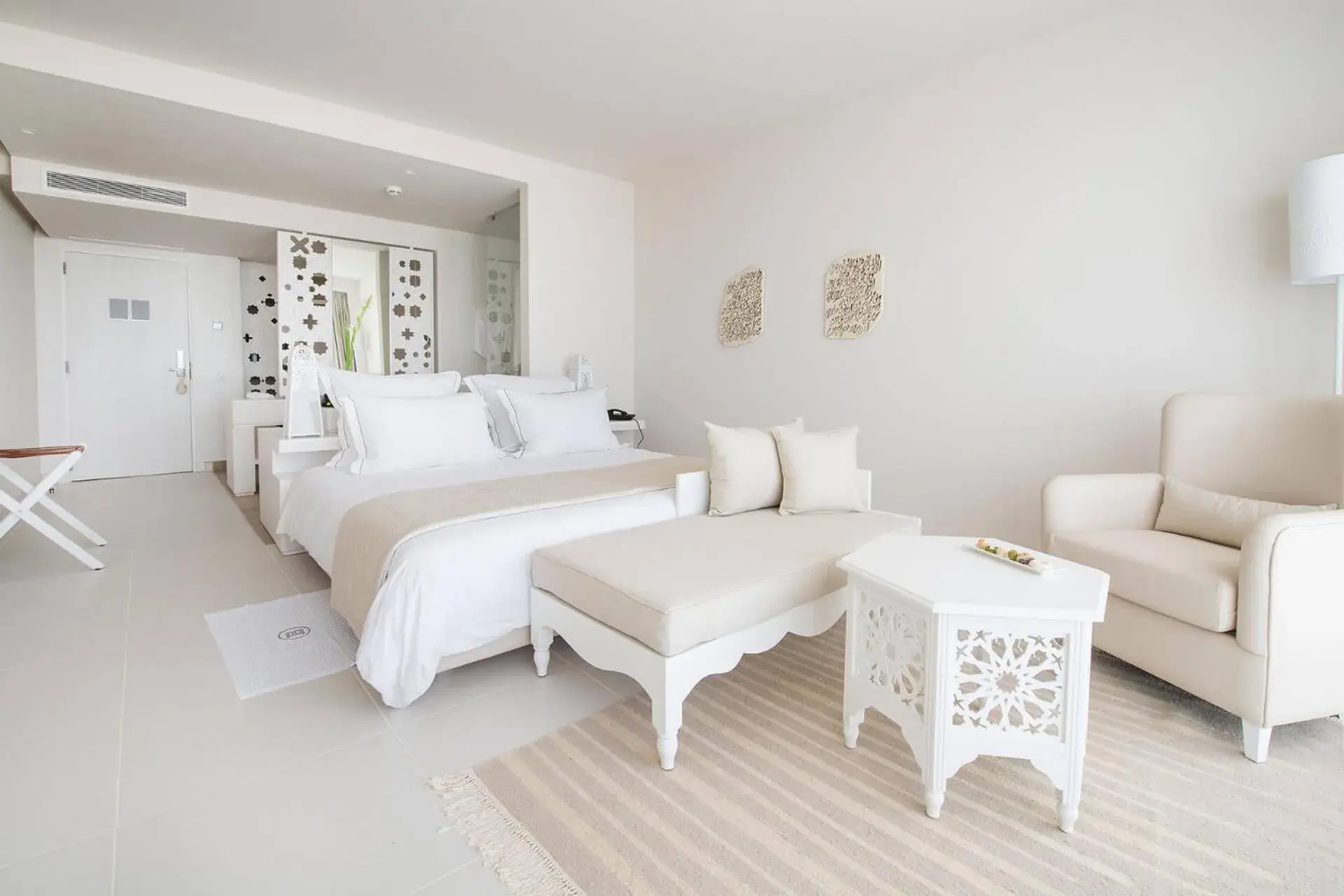 Deluxe Twin or Double Suite Sea & Pool View in La Badira - Adult Only Deluxe Twin or Double Suite Sea & Pool View in La Badira - Adult Only