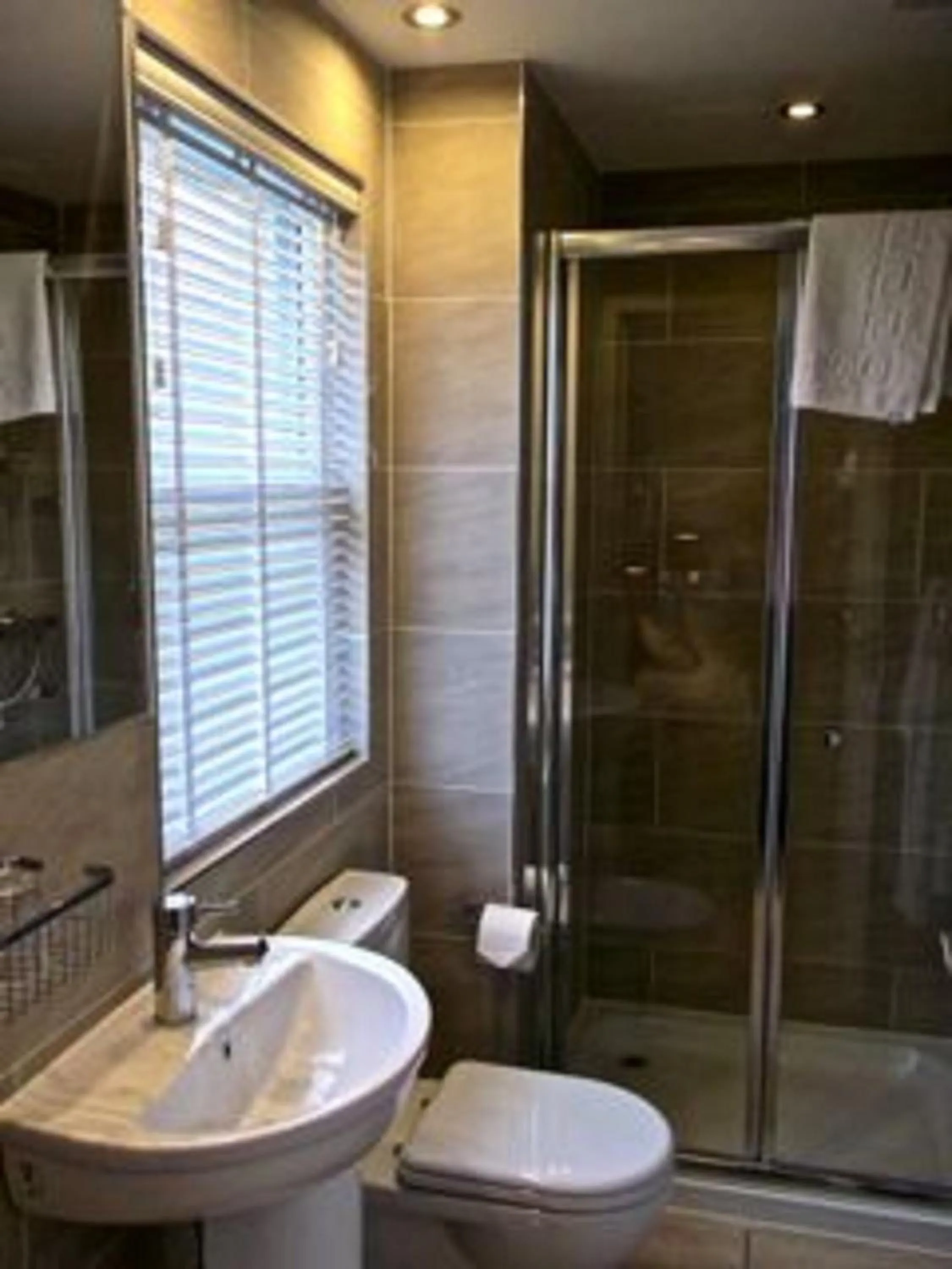 Shower in Loch Ness Guest House