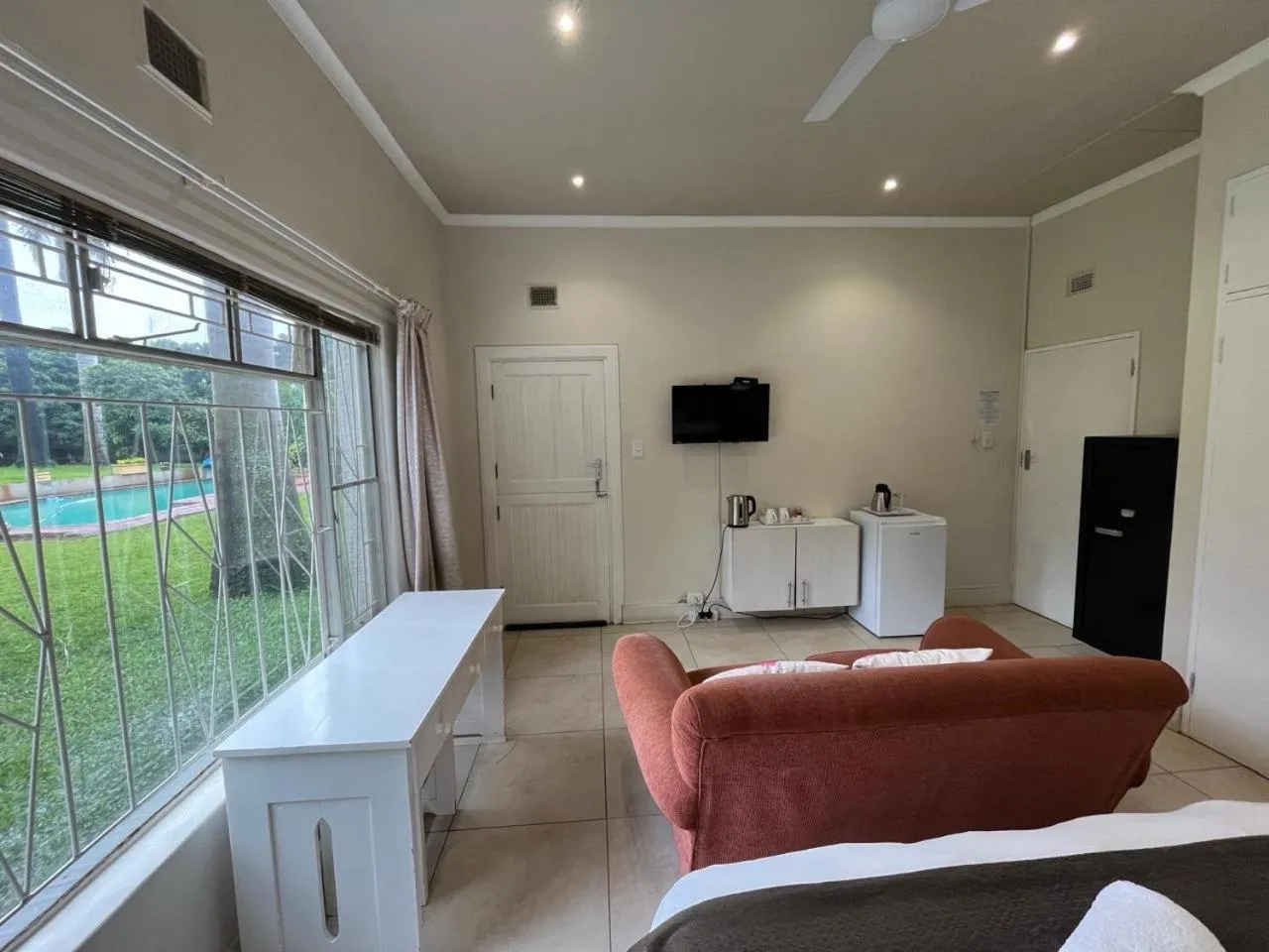 Bed in The Guest House Pongola