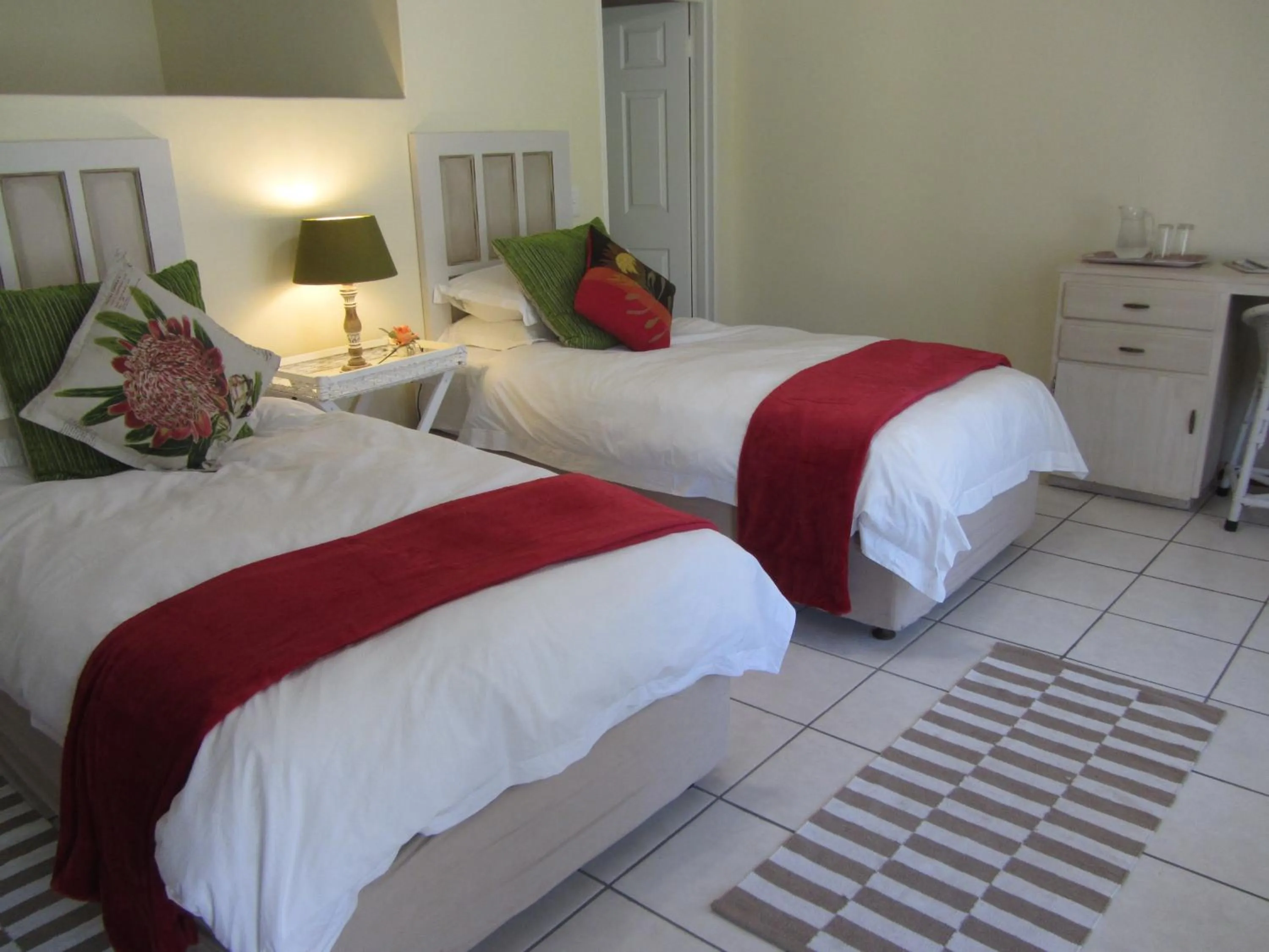 Bed in The Guest House Pongola
