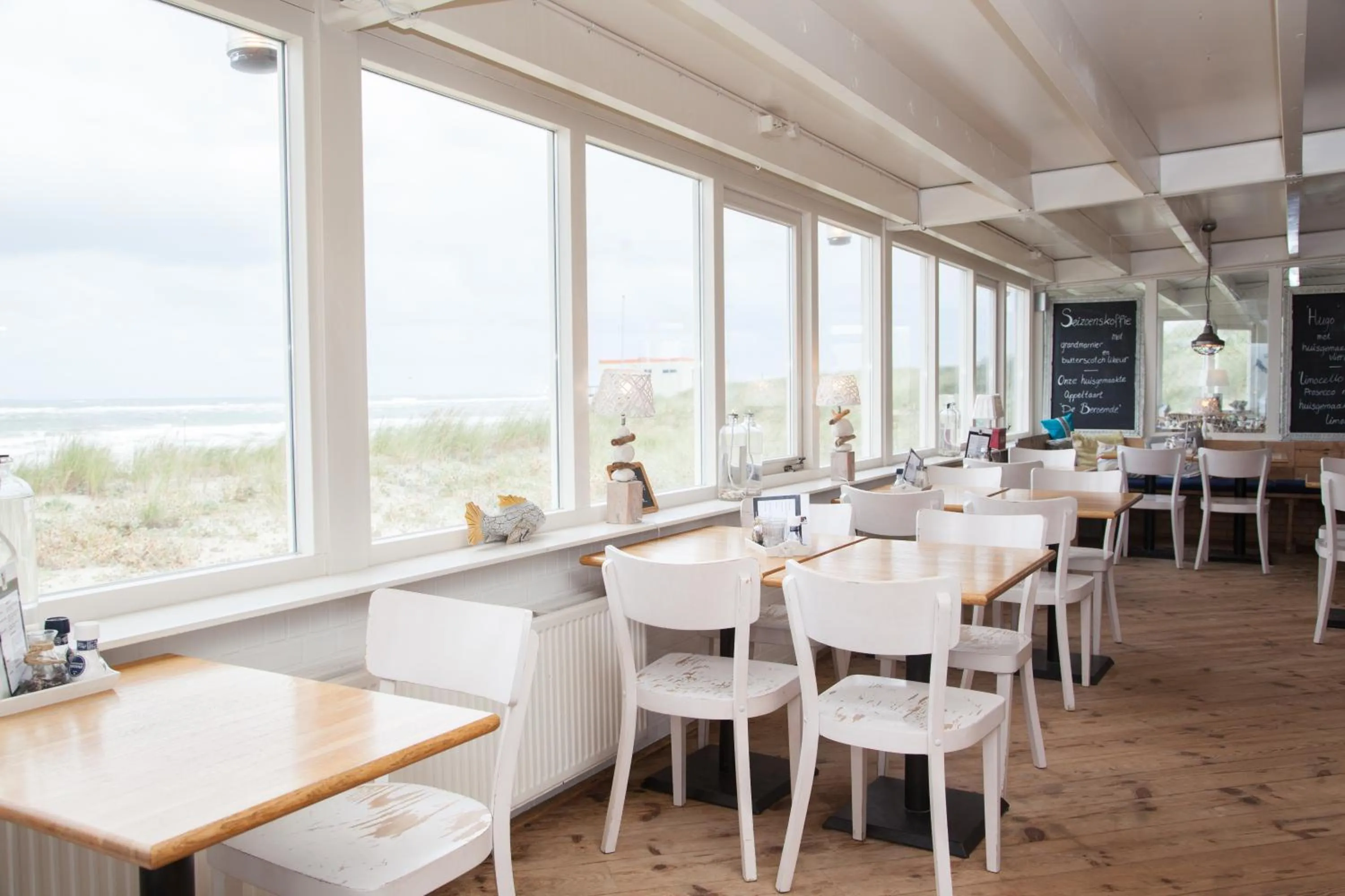 Decorative detail in Strandhotel Noordzee