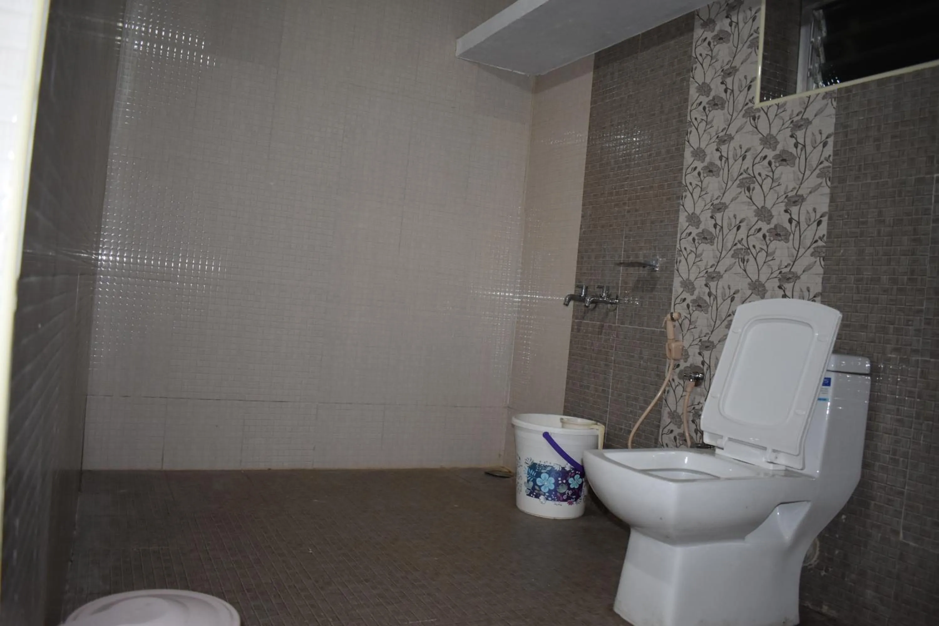 Bathroom in Hotel Sri Balaji