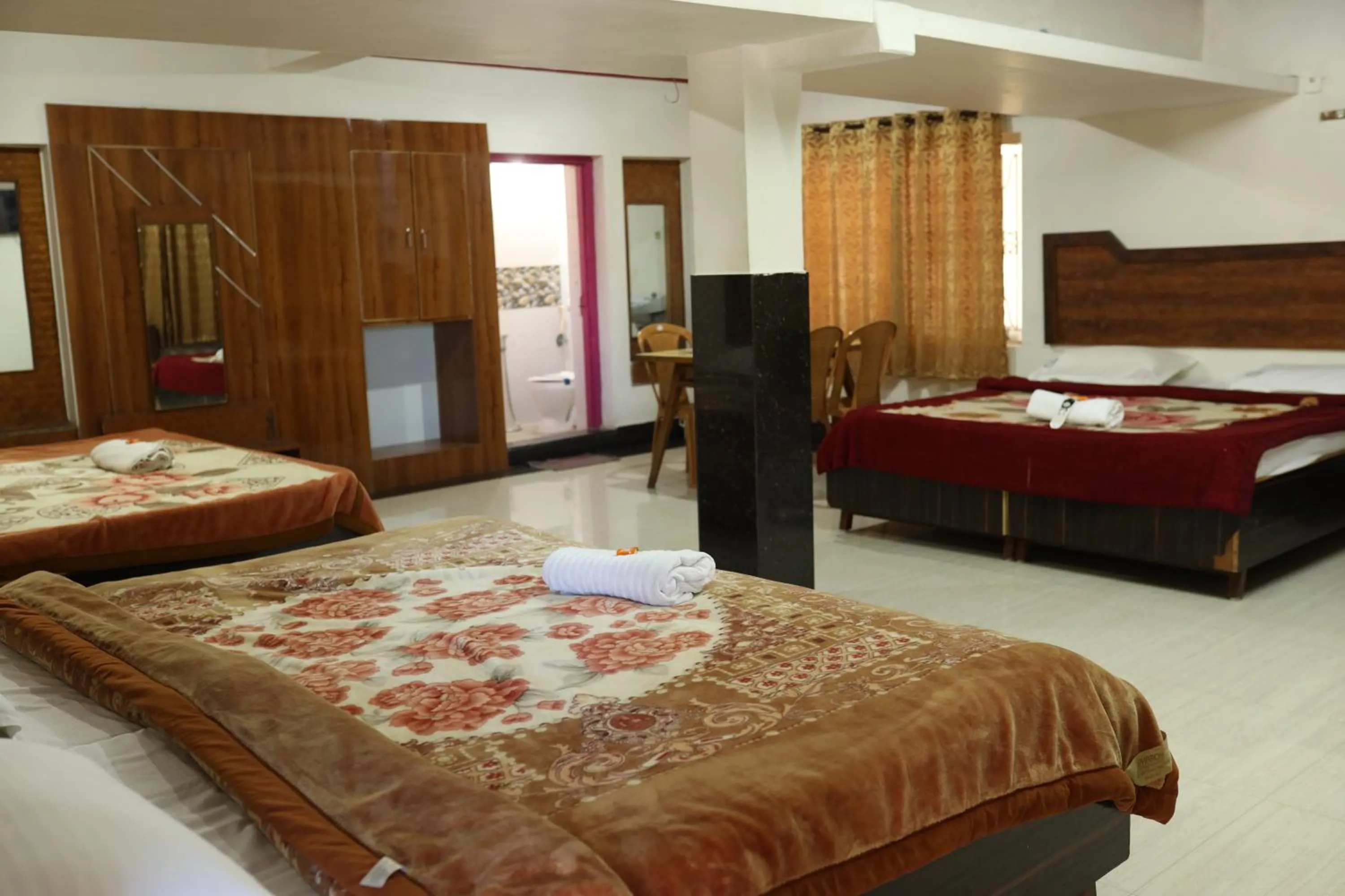 Photo of the whole room, Bed in Hotel Sri Balaji
