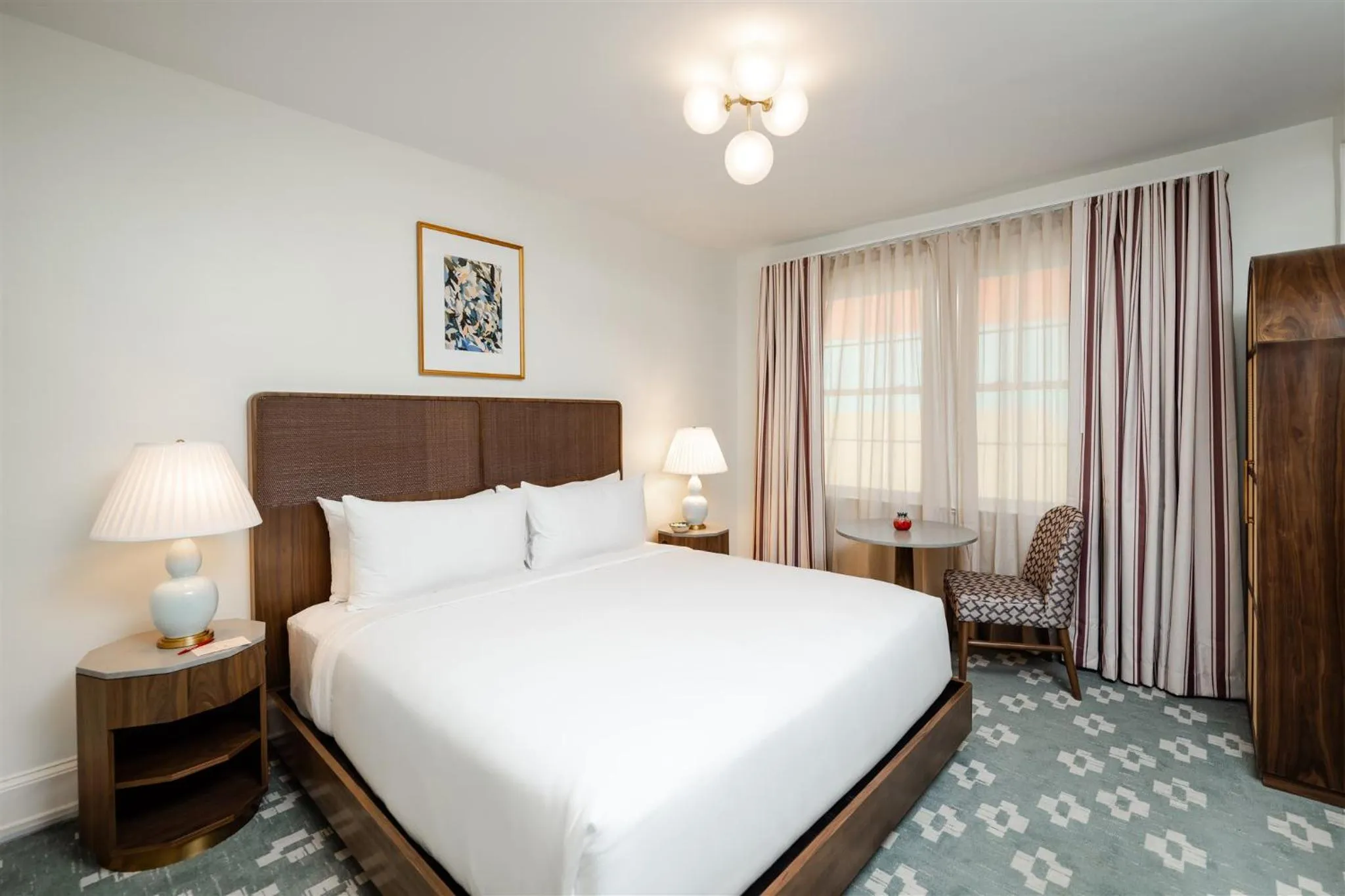 Bed in Hotel Granada, a Design Hotel