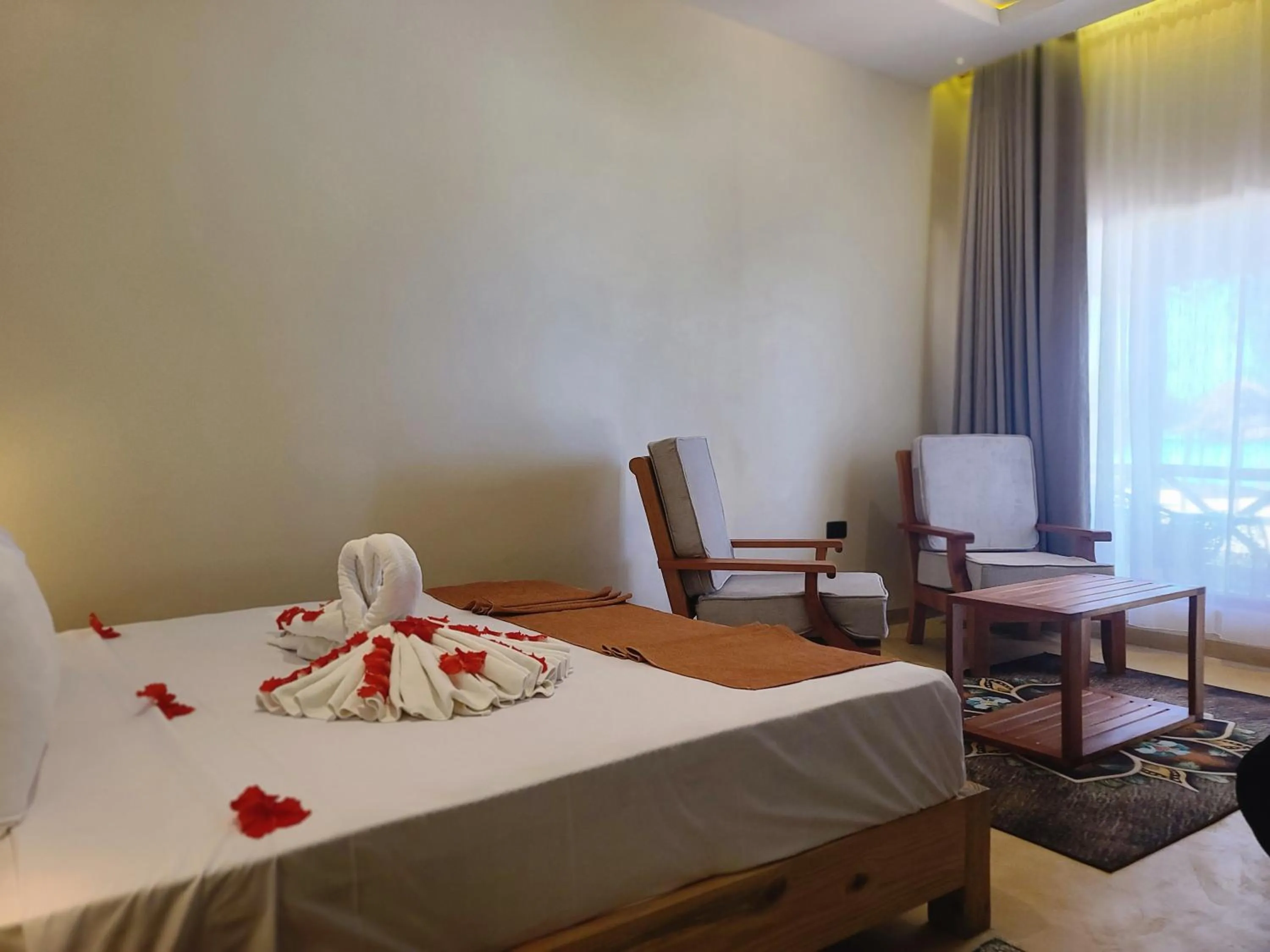 Bed in Tanzanite Beach Resort