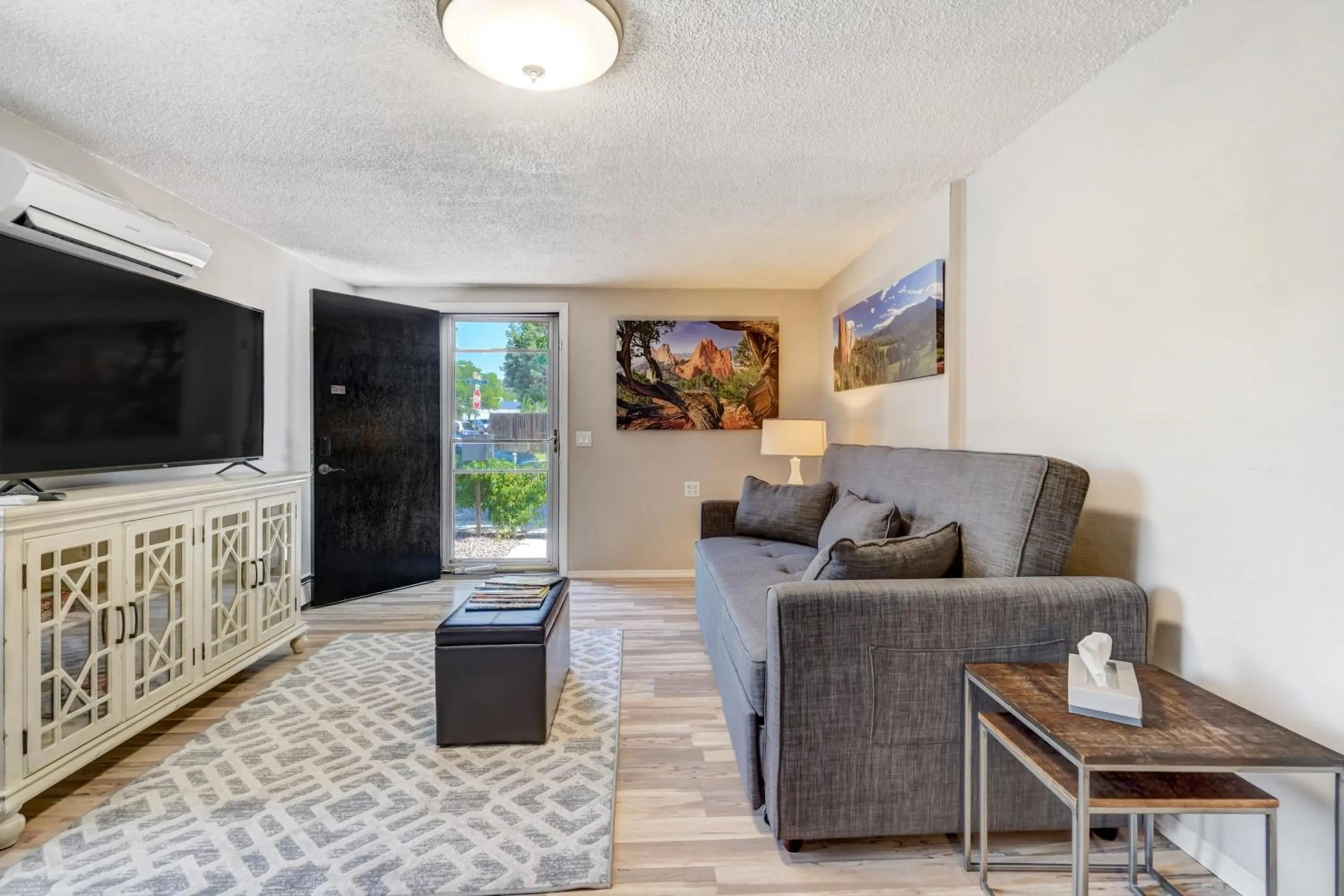 Modern Cottage 1BDComfy Home In Old Colorado