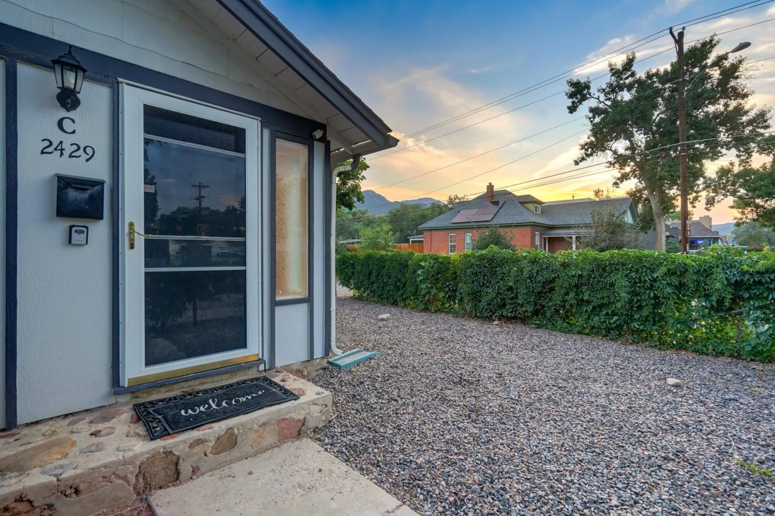 Modern Cottage 1BDComfy Home In Old Colorado