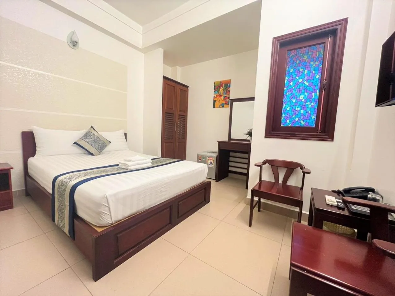 Bedroom, Bed in DINH DINH 2 AIRPORT HOTEL