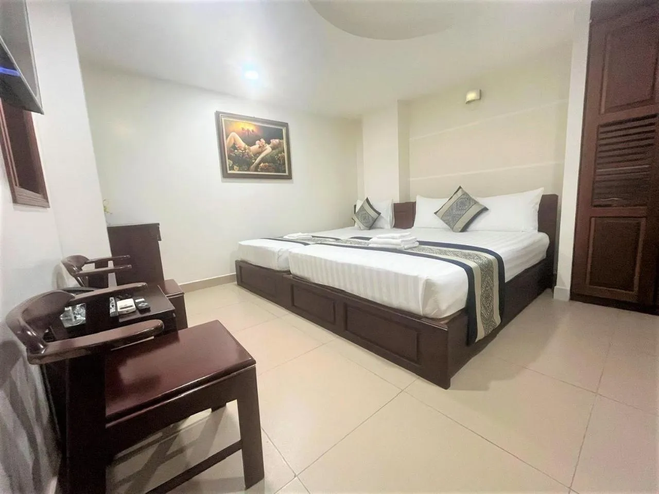 Bed in DINH DINH 2 AIRPORT HOTEL