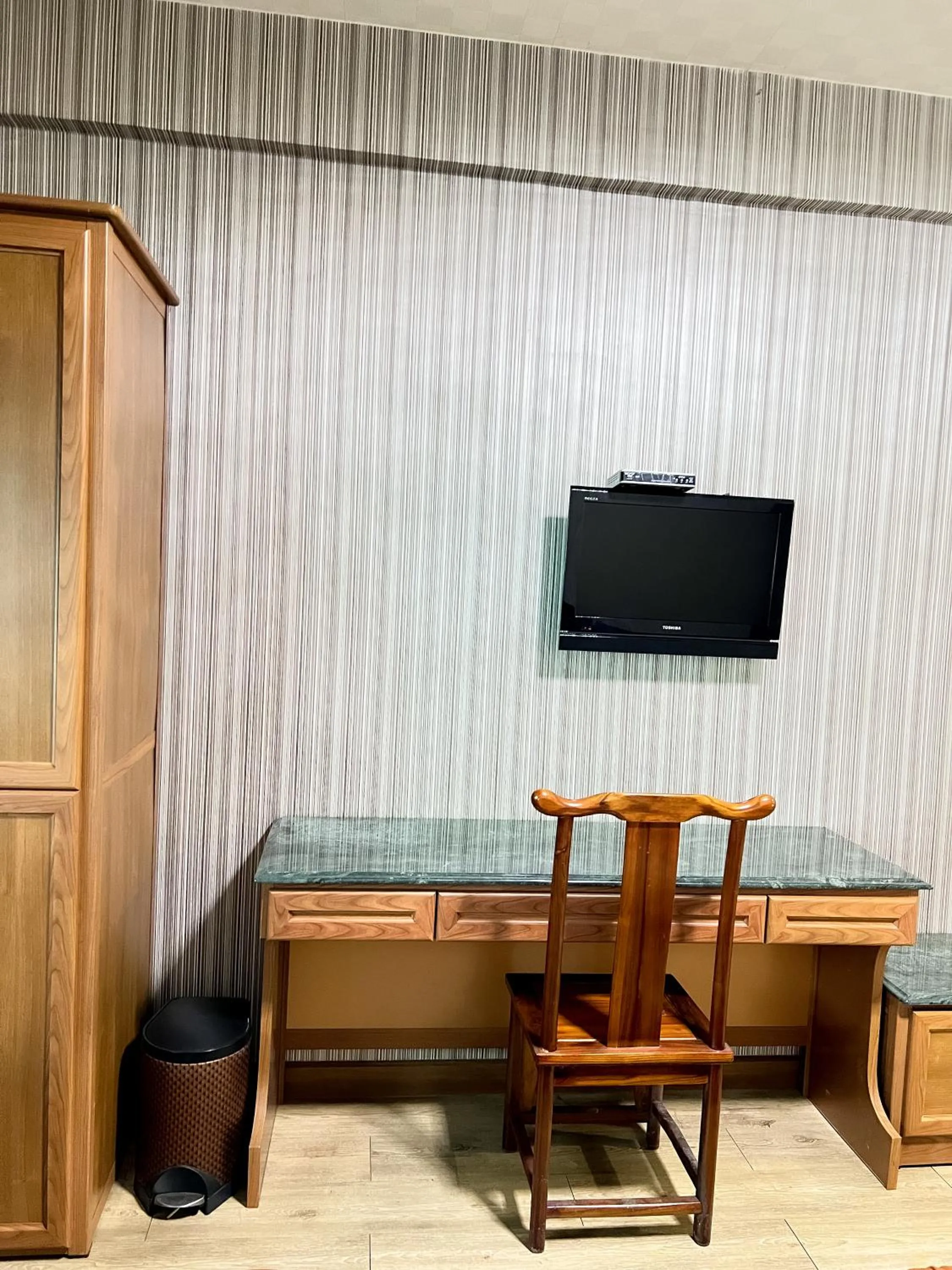 TV and multimedia in Silom Dynasty Hostel