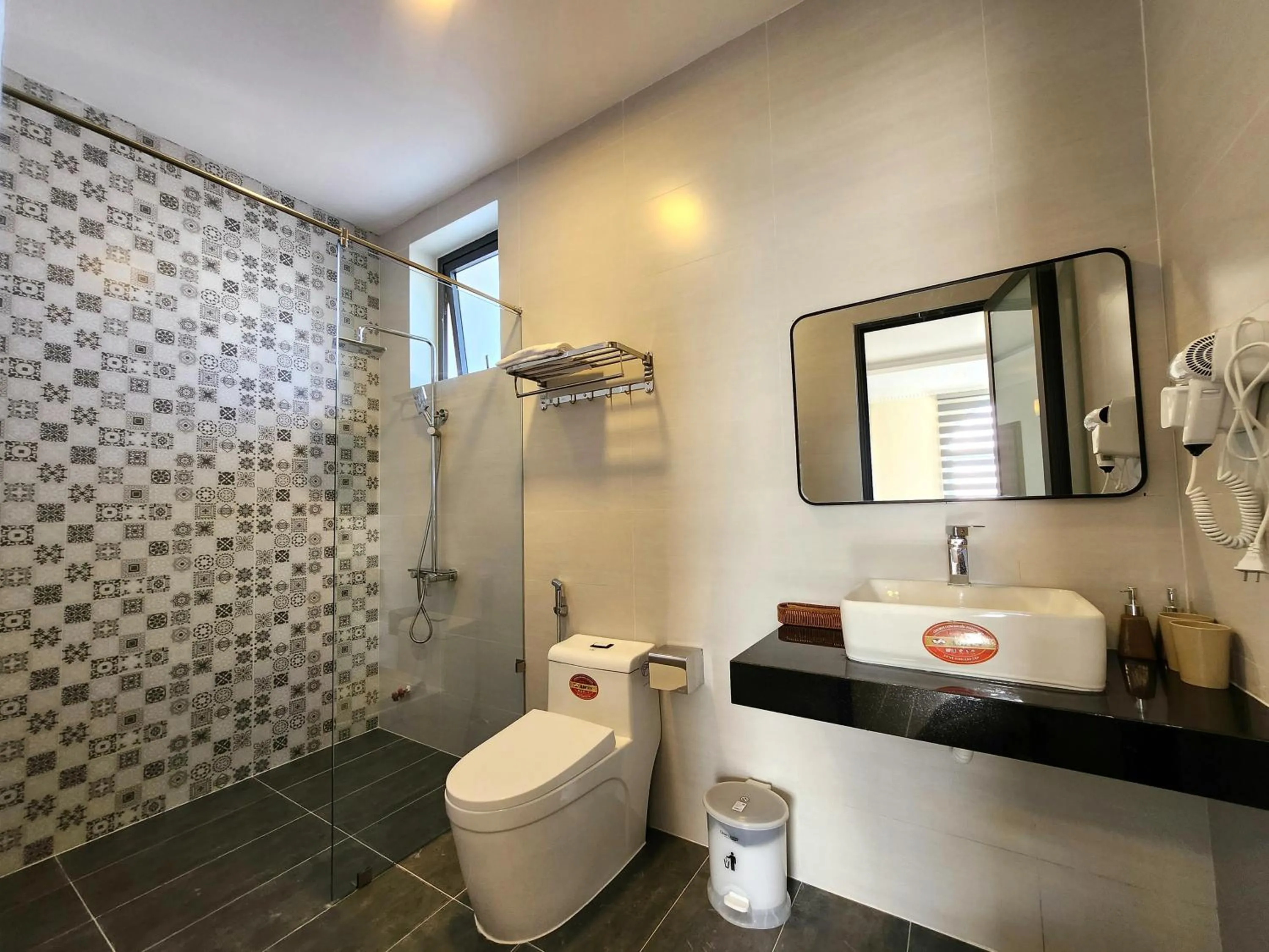 Shower in K'SOL - Hotel & Apartment