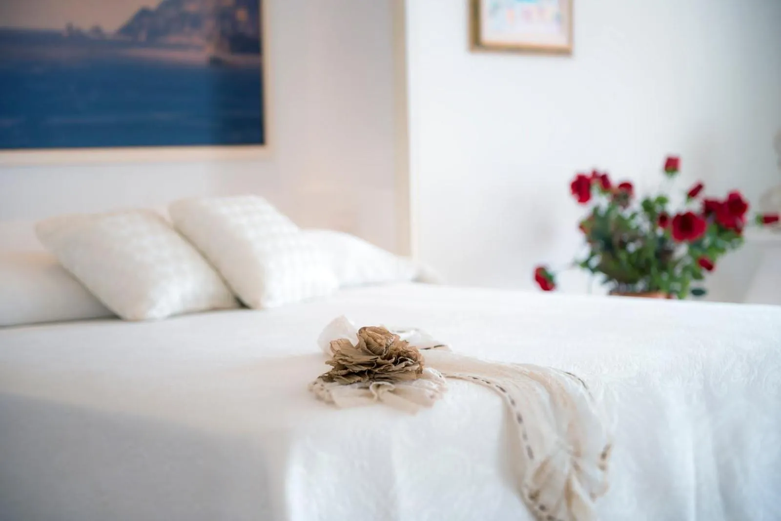 Bed in Villa Santa Chiara Positano Suites