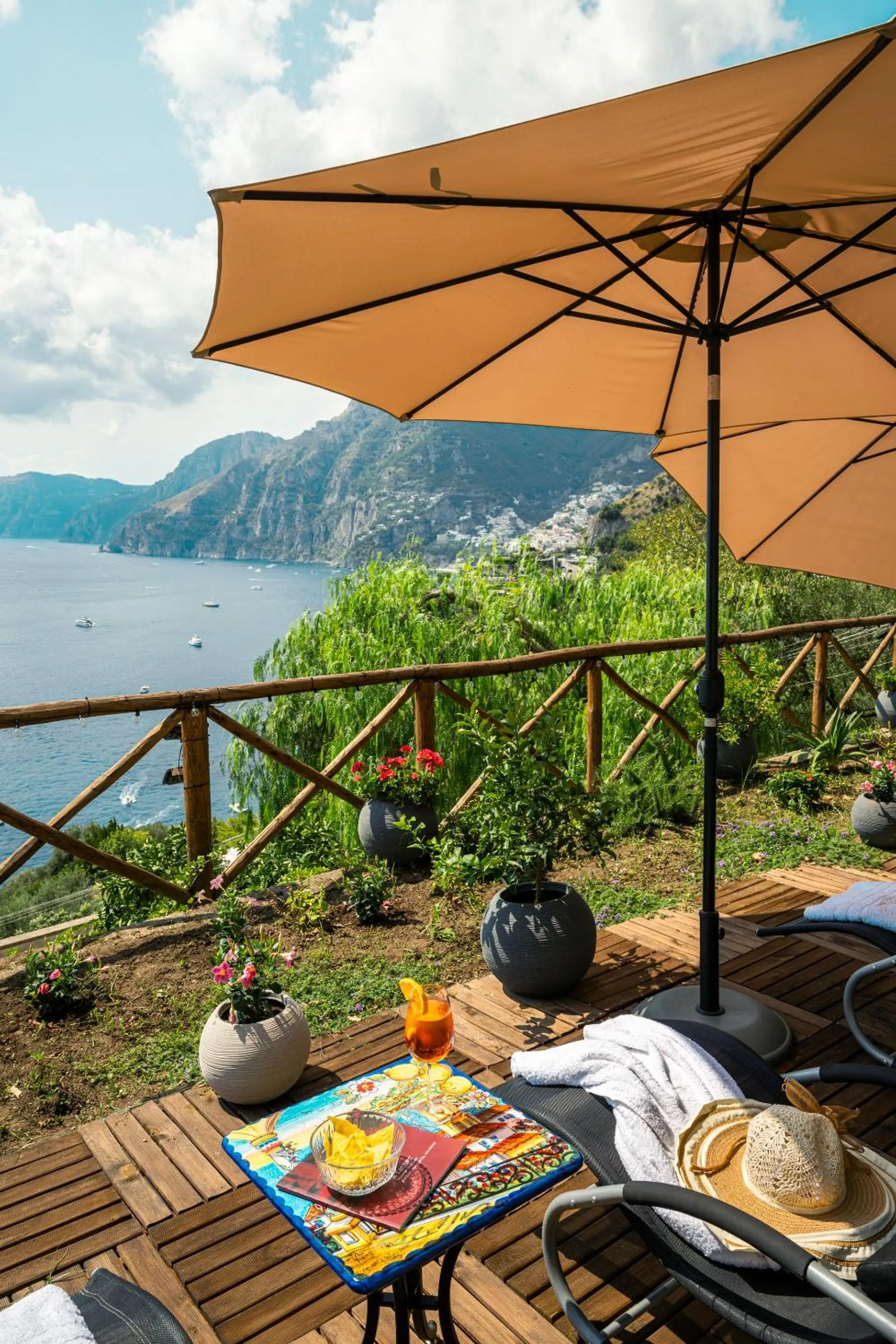 Garden in Villa Santa Chiara Positano Suites