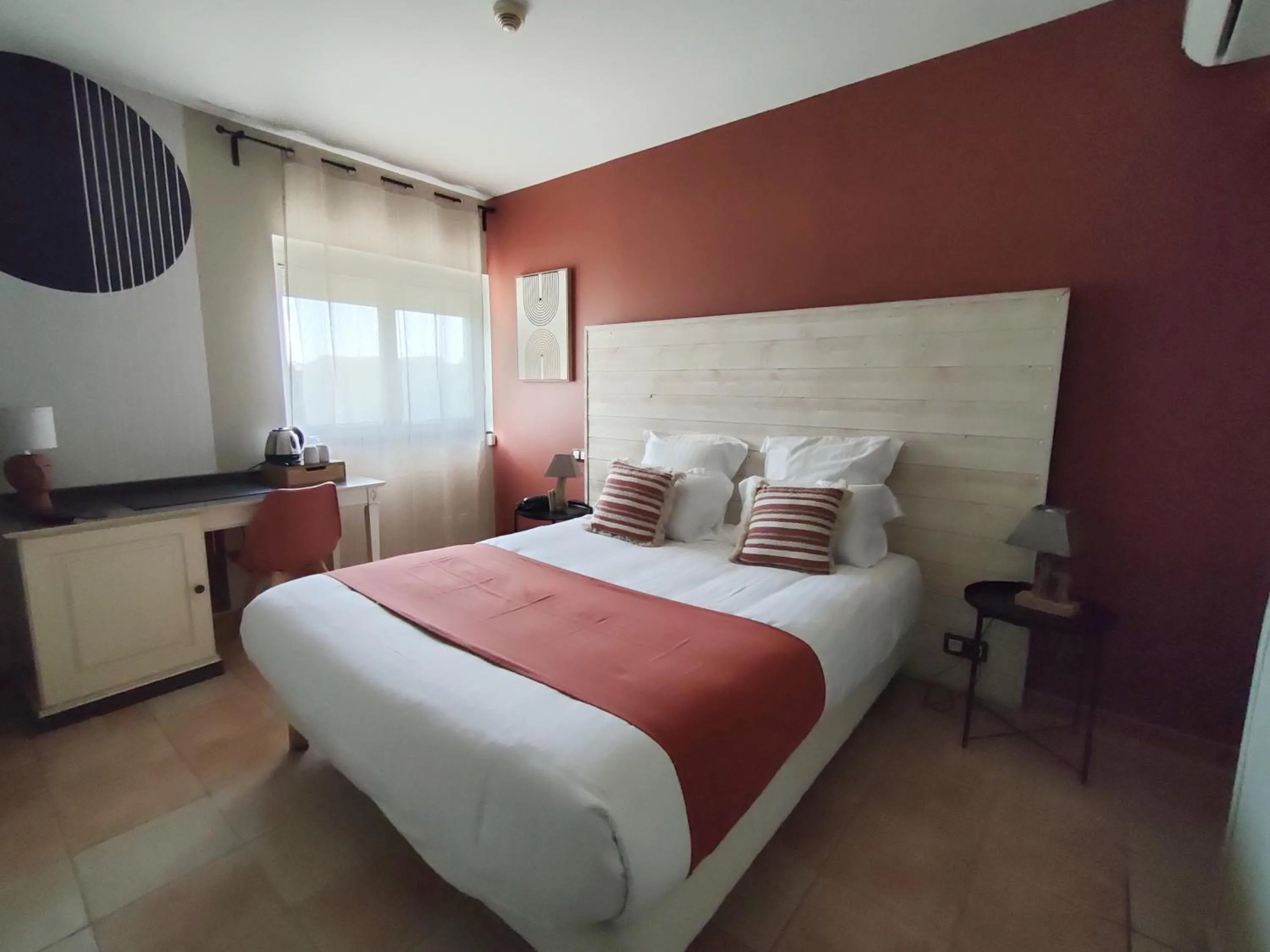 Photo of the whole room, Bed in Hôtel Restaurant L'Art des Mets by Côté Jardin