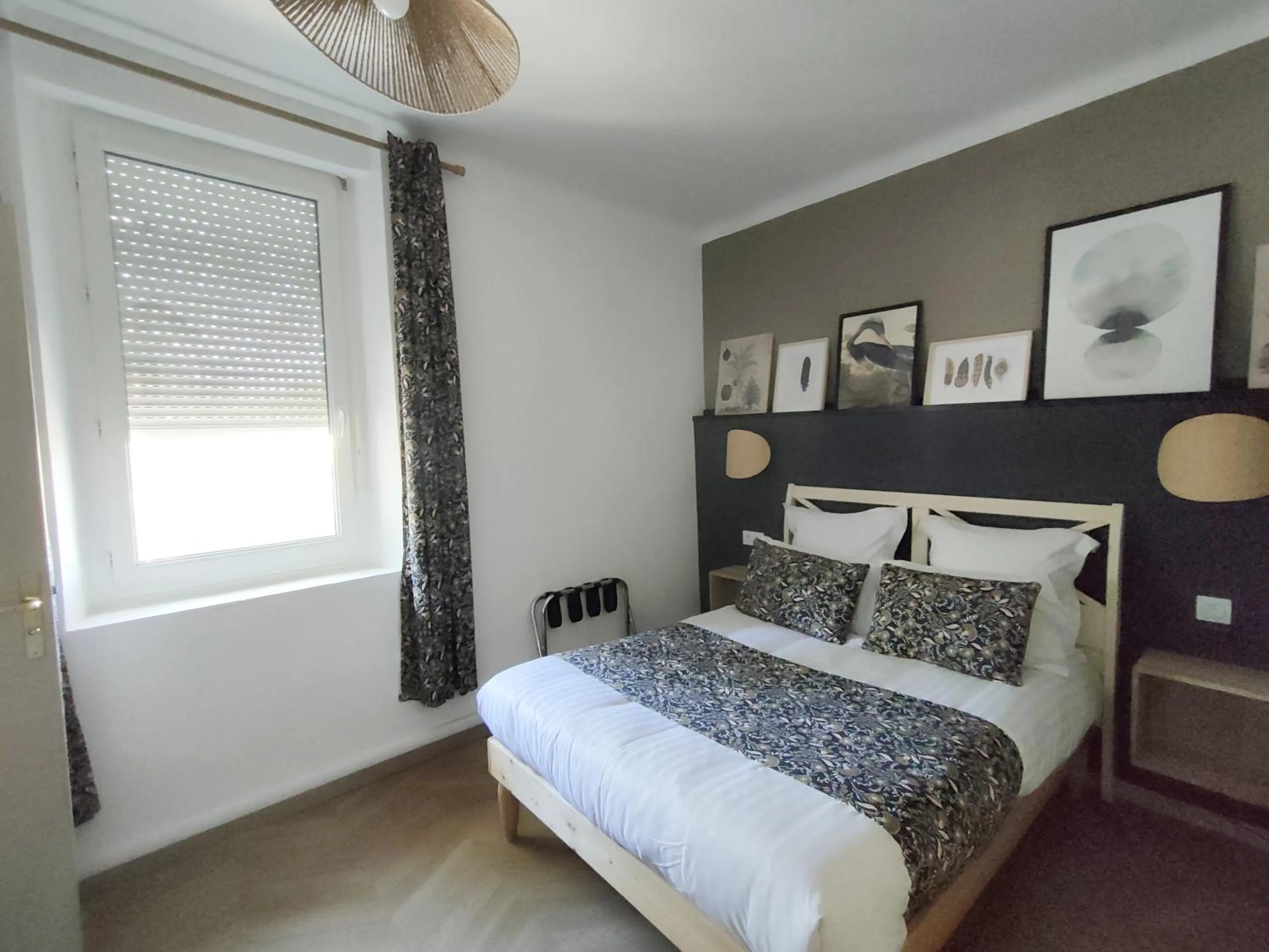 Photo of the whole room, Bed in Hôtel Restaurant L'Art des Mets by Côté Jardin