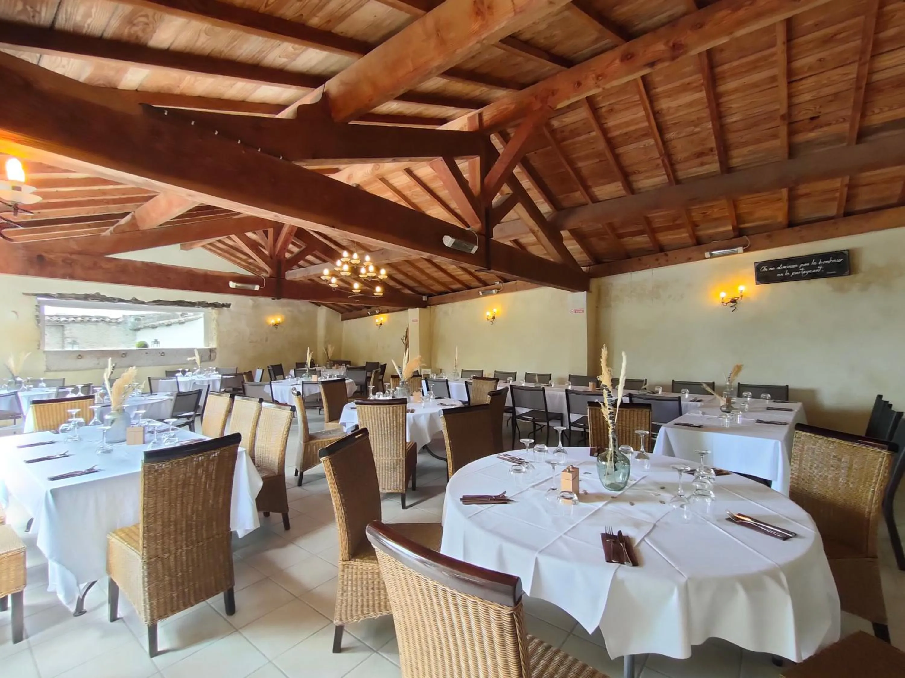 Hôtel Restaurant L'Art des Mets by Côté Jardin