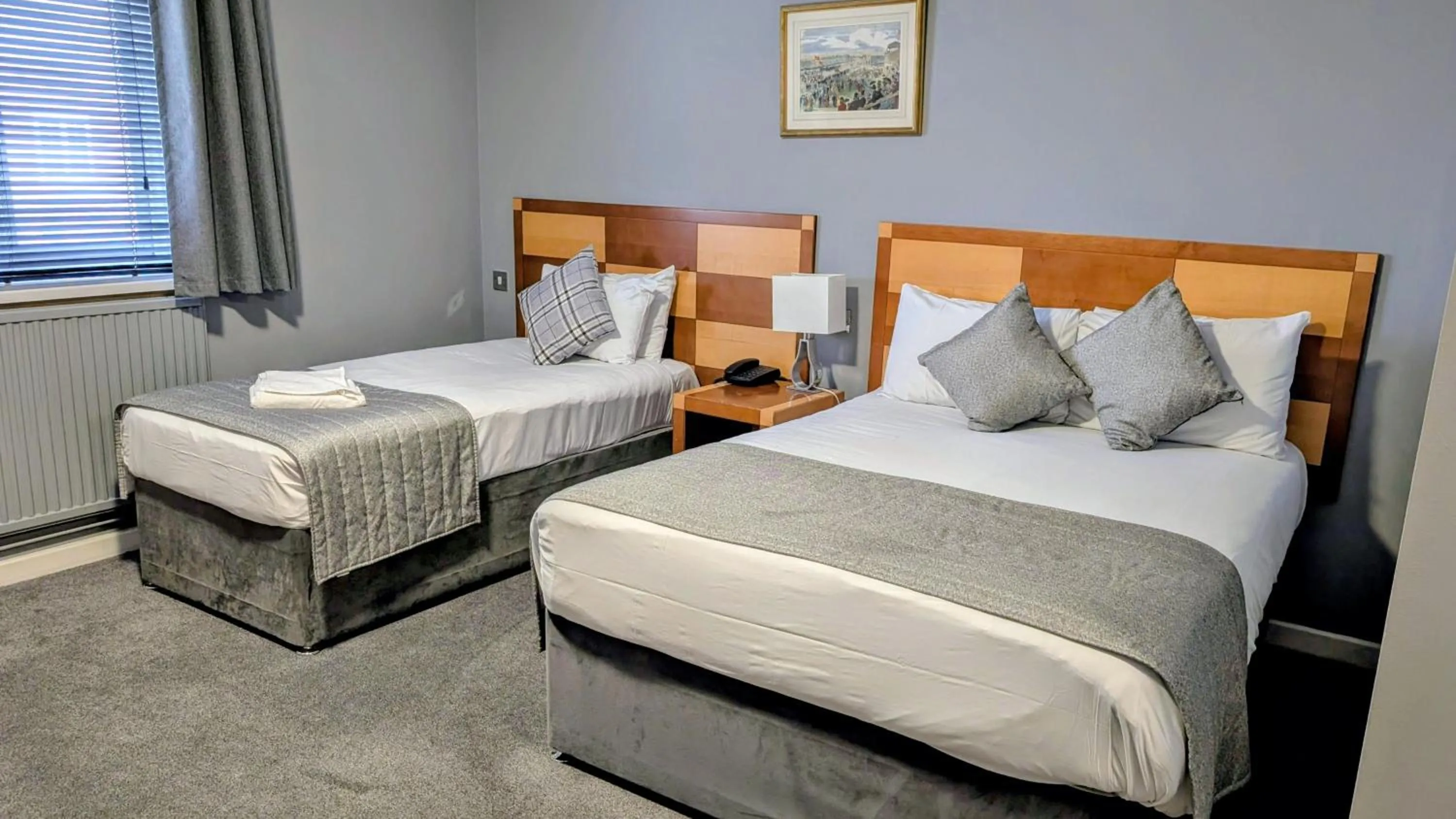 Bed in Quality Hotel Coventry