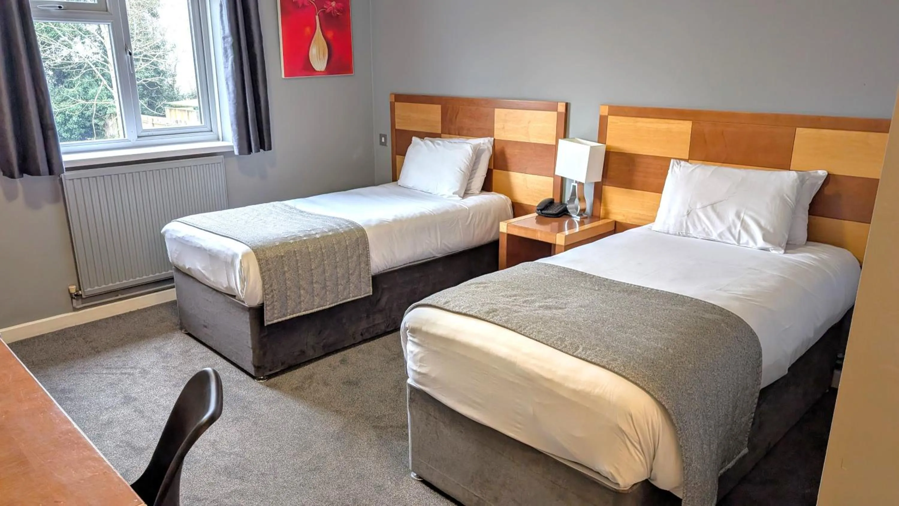 Bed in Quality Hotel Coventry