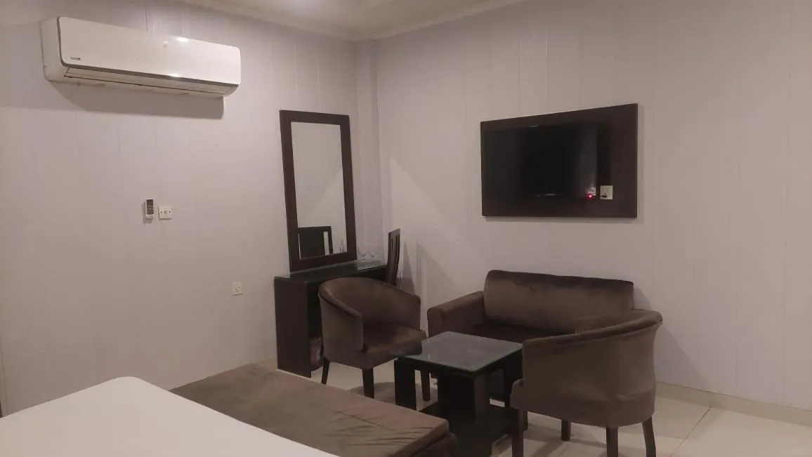 Javson Airport Hotel